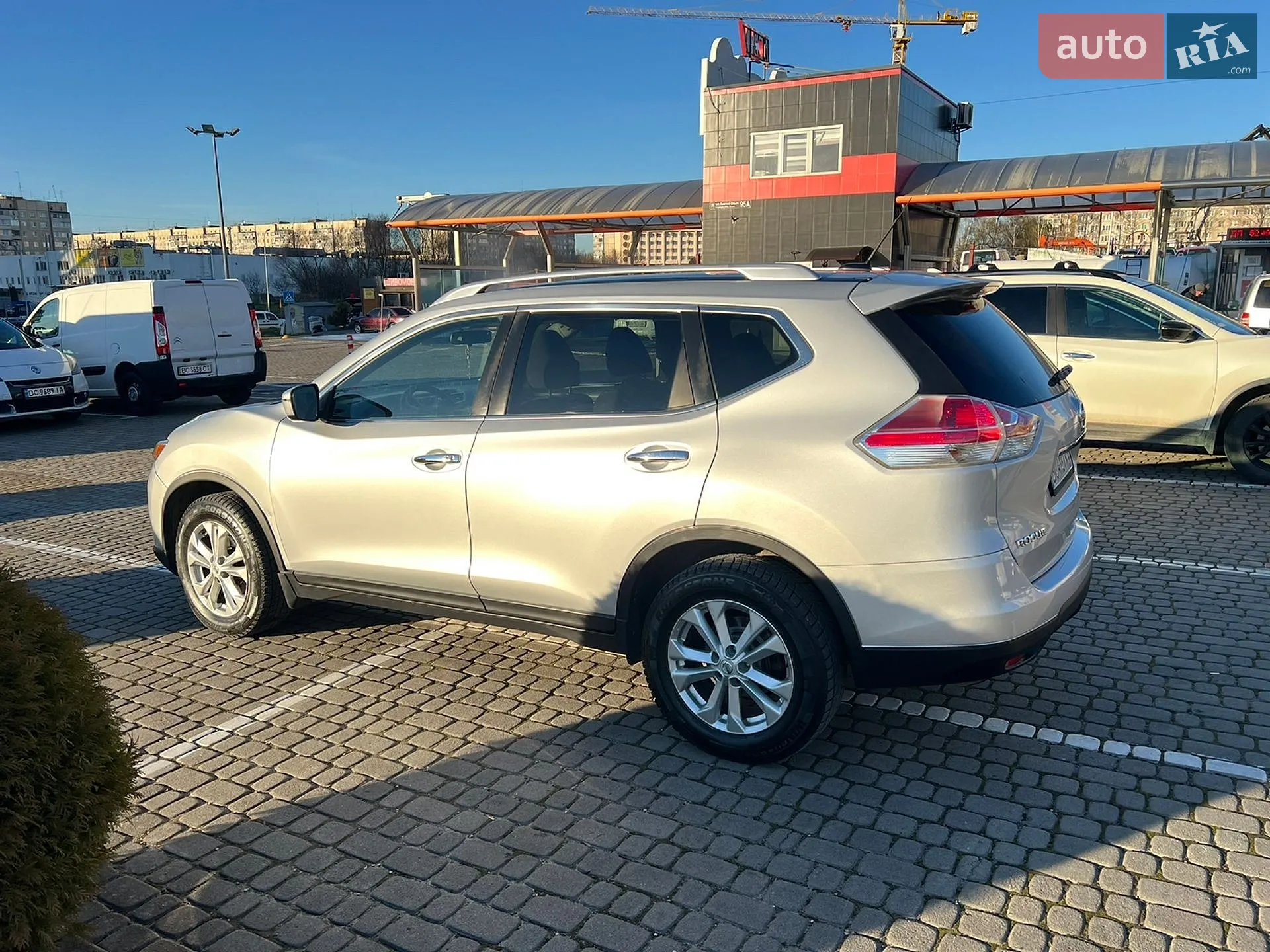 2016 Nissan Rogue - мініатюра 2
