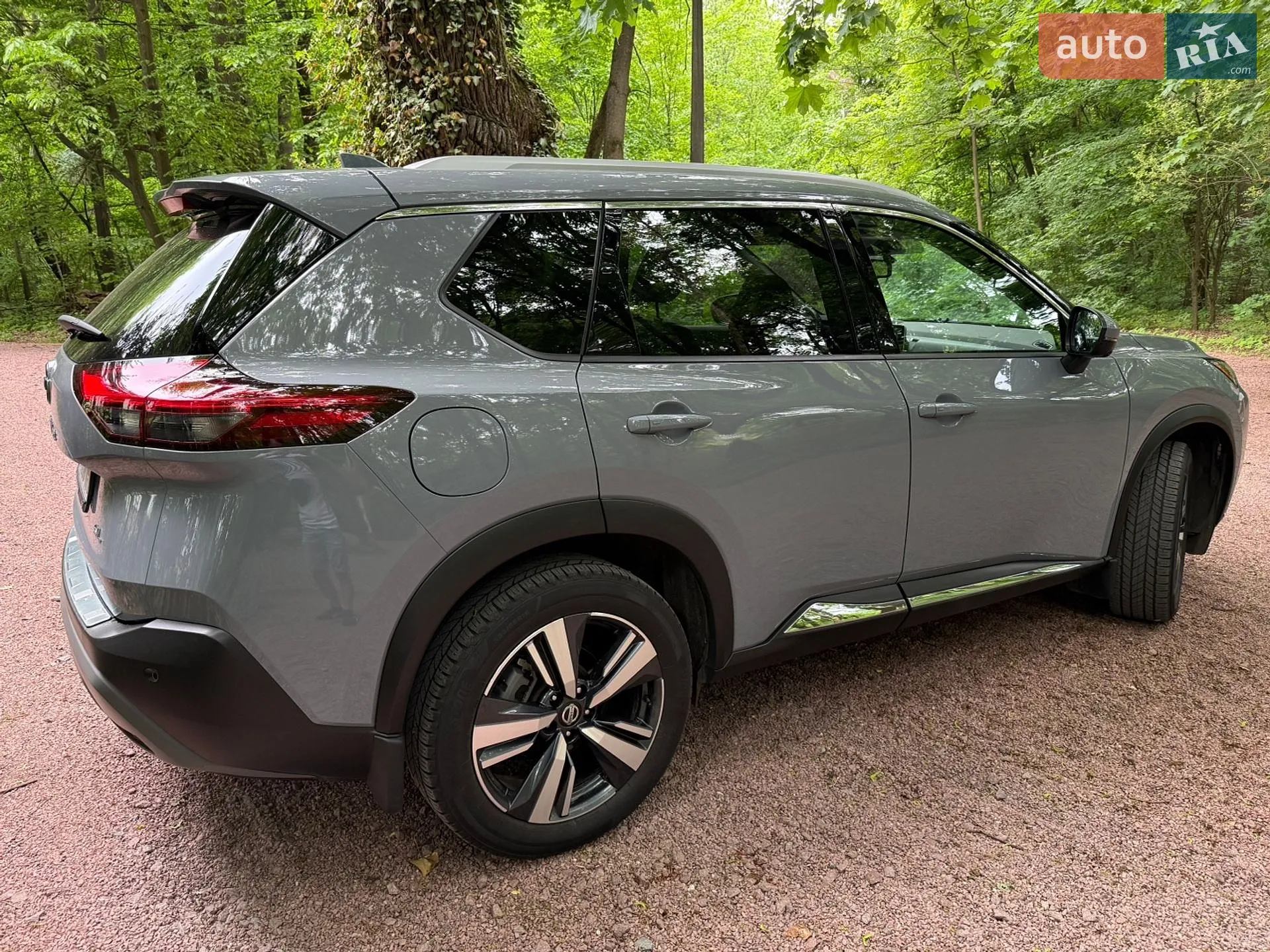 2021 Nissan Rogue - мініатюра 3