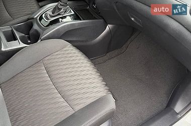 Внедорожник / Кроссовер Nissan Rogue 2020 в Полтаве