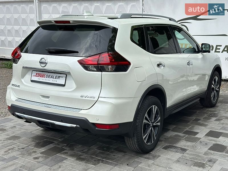 Внедорожник / Кроссовер Nissan Rogue 2020 в Киеве