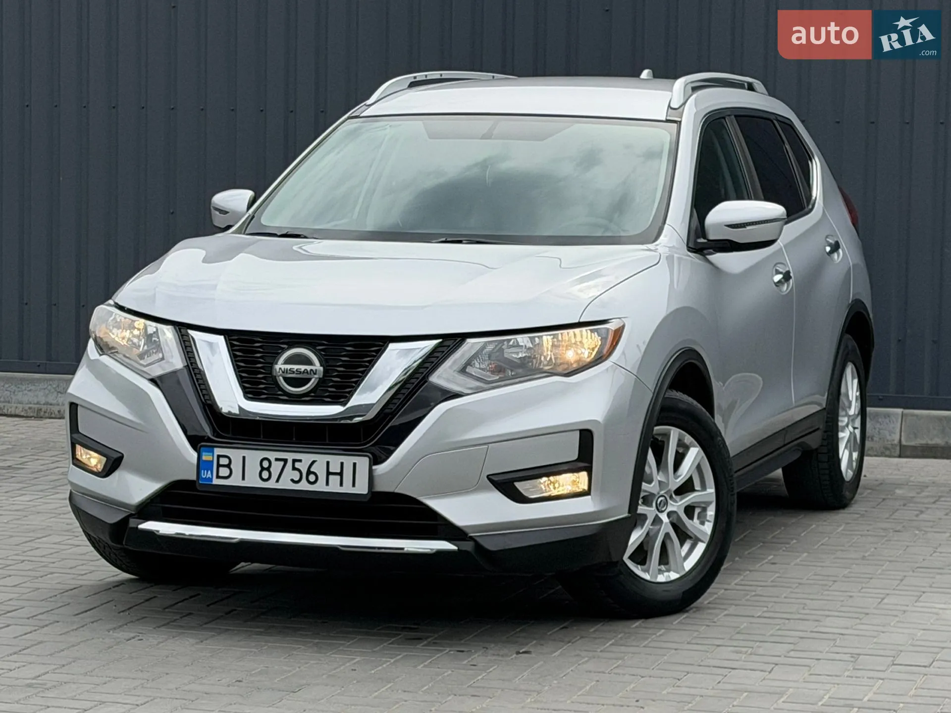 2017 Nissan Rogue - мініатюра 8