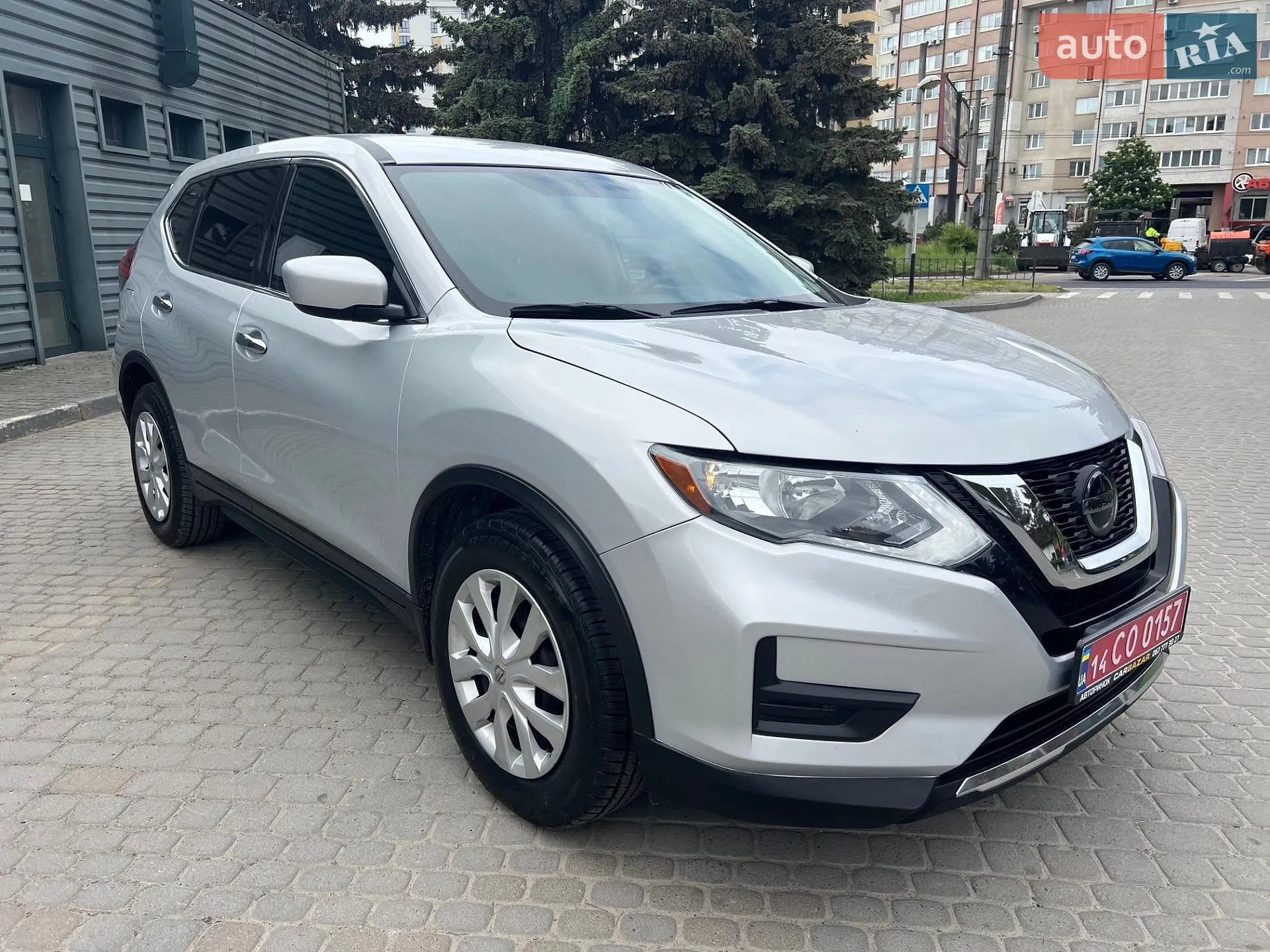 2017 Nissan Rogue - мініатюра 2