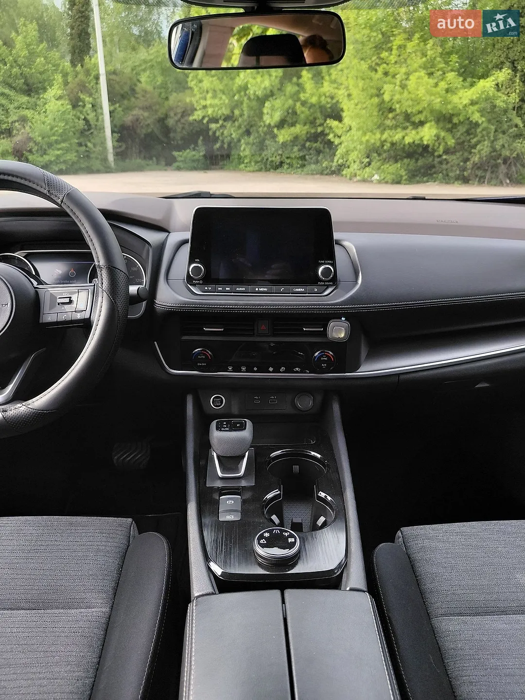 2022 Nissan Rogue - мініатюра 14