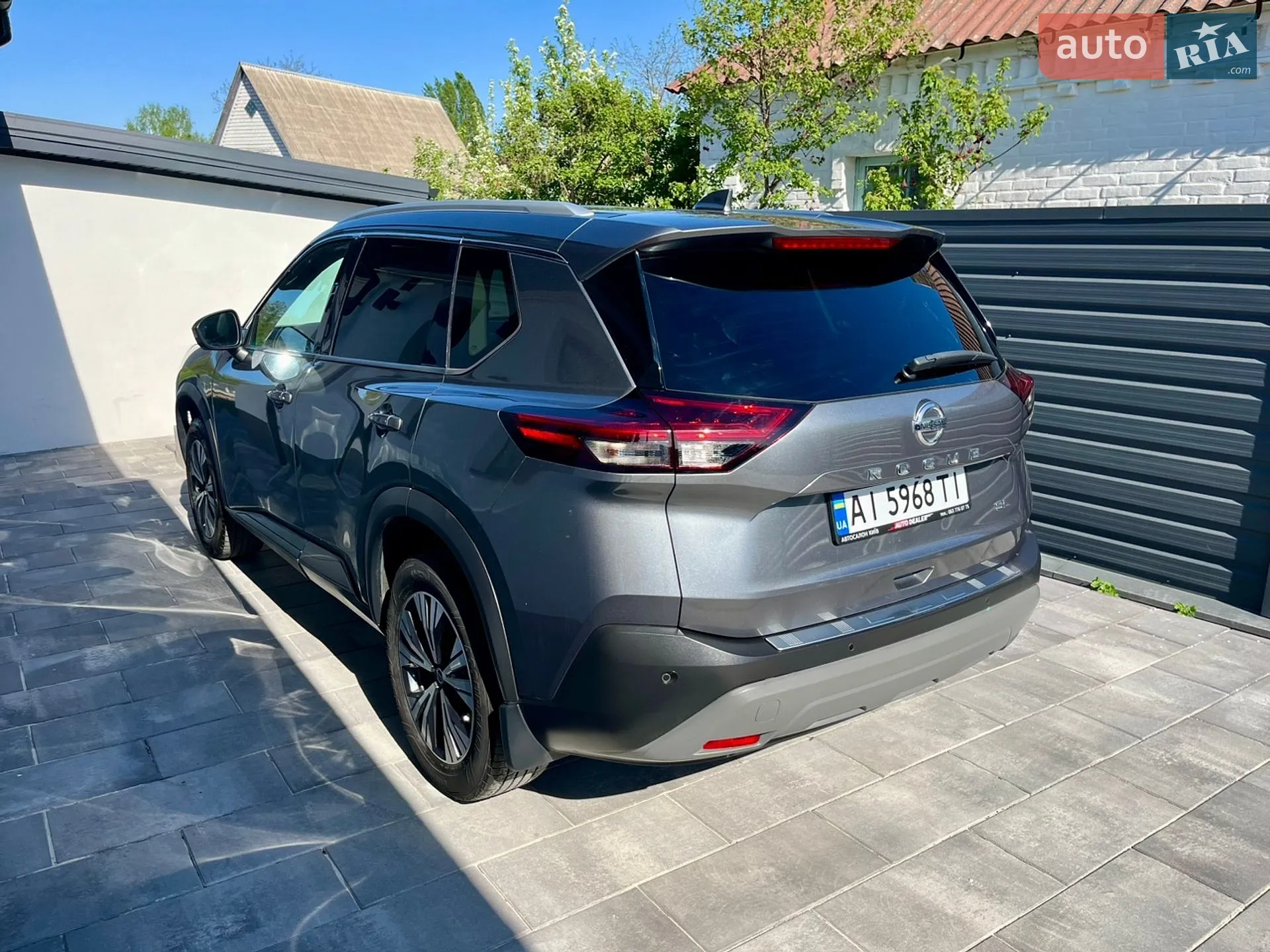 2021 Nissan Rogue - мініатюра 3