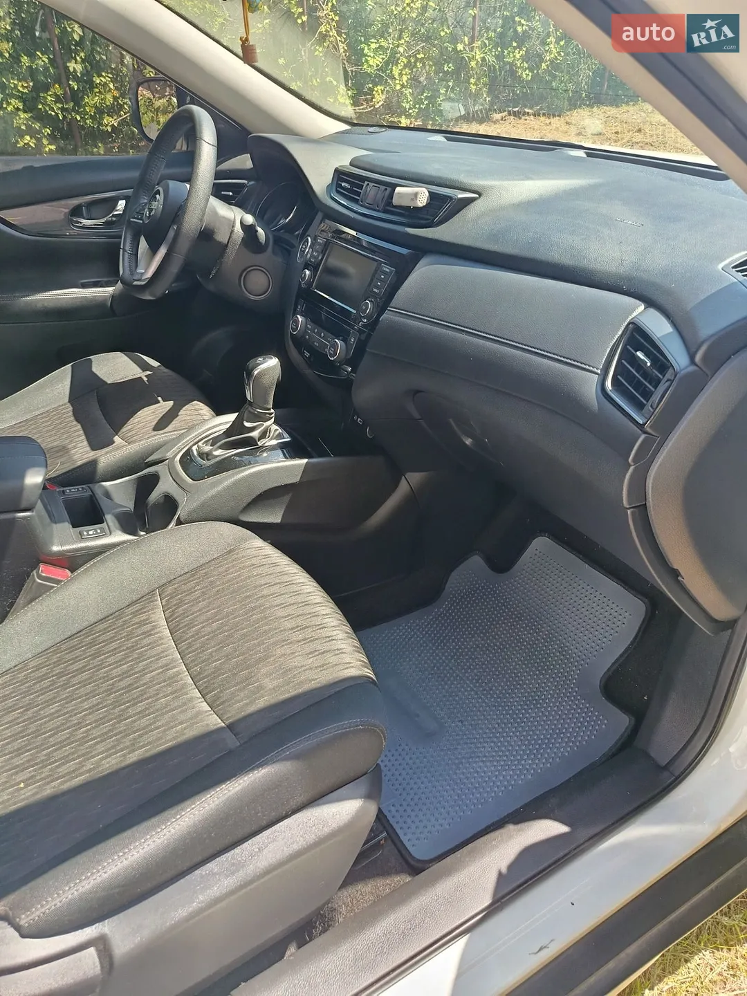 2018 Nissan Rogue - мініатюра 21