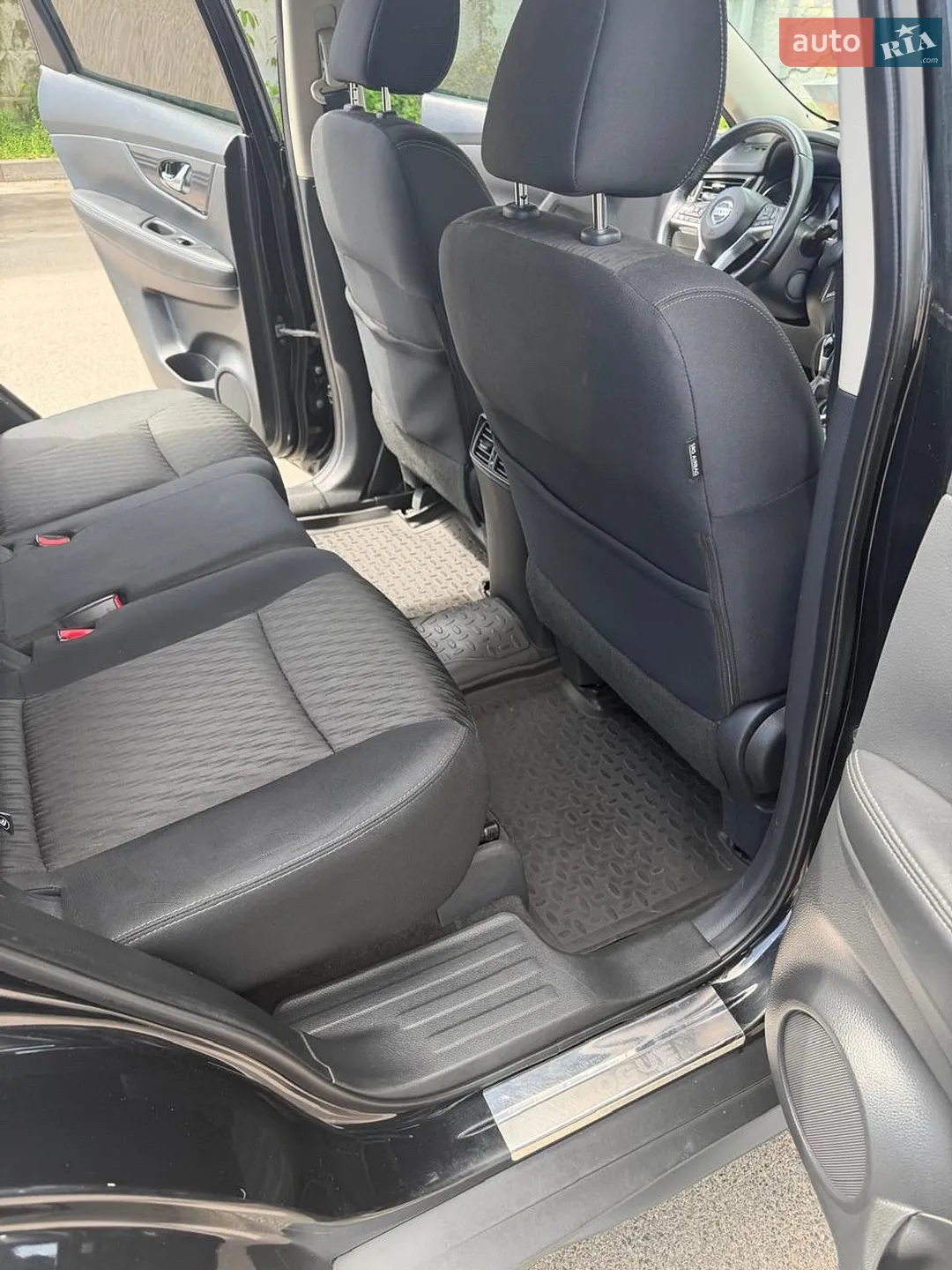 2018 Nissan Rogue - мініатюра 10