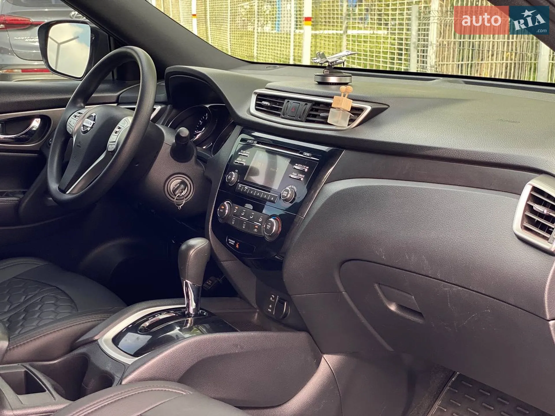 2016 Nissan Rogue - мініатюра 12