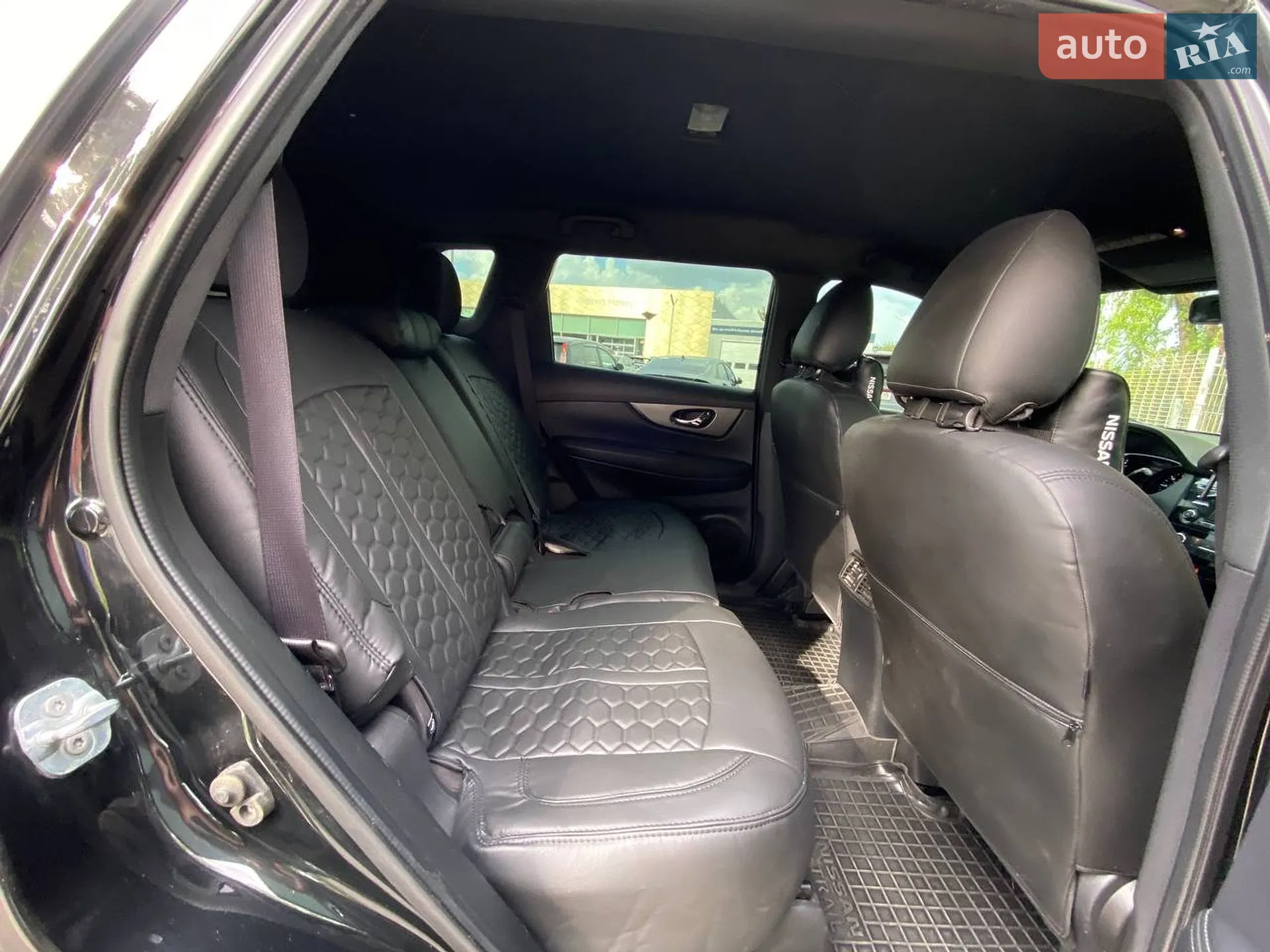 2016 Nissan Rogue - мініатюра 16