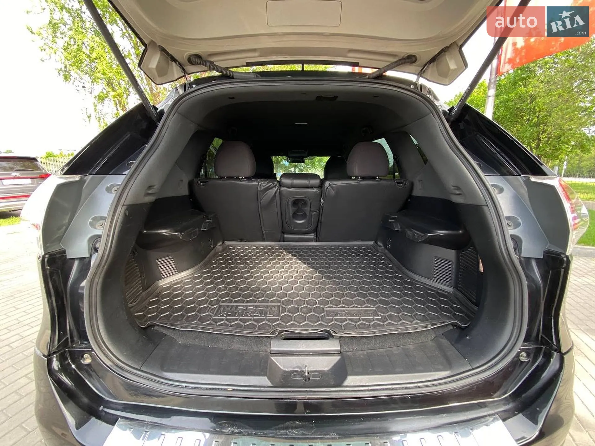 2016 Nissan Rogue - мініатюра 21