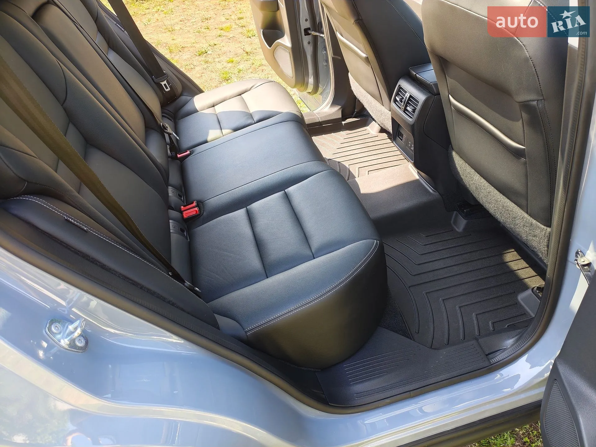 2021 Nissan Rogue - мініатюра 17