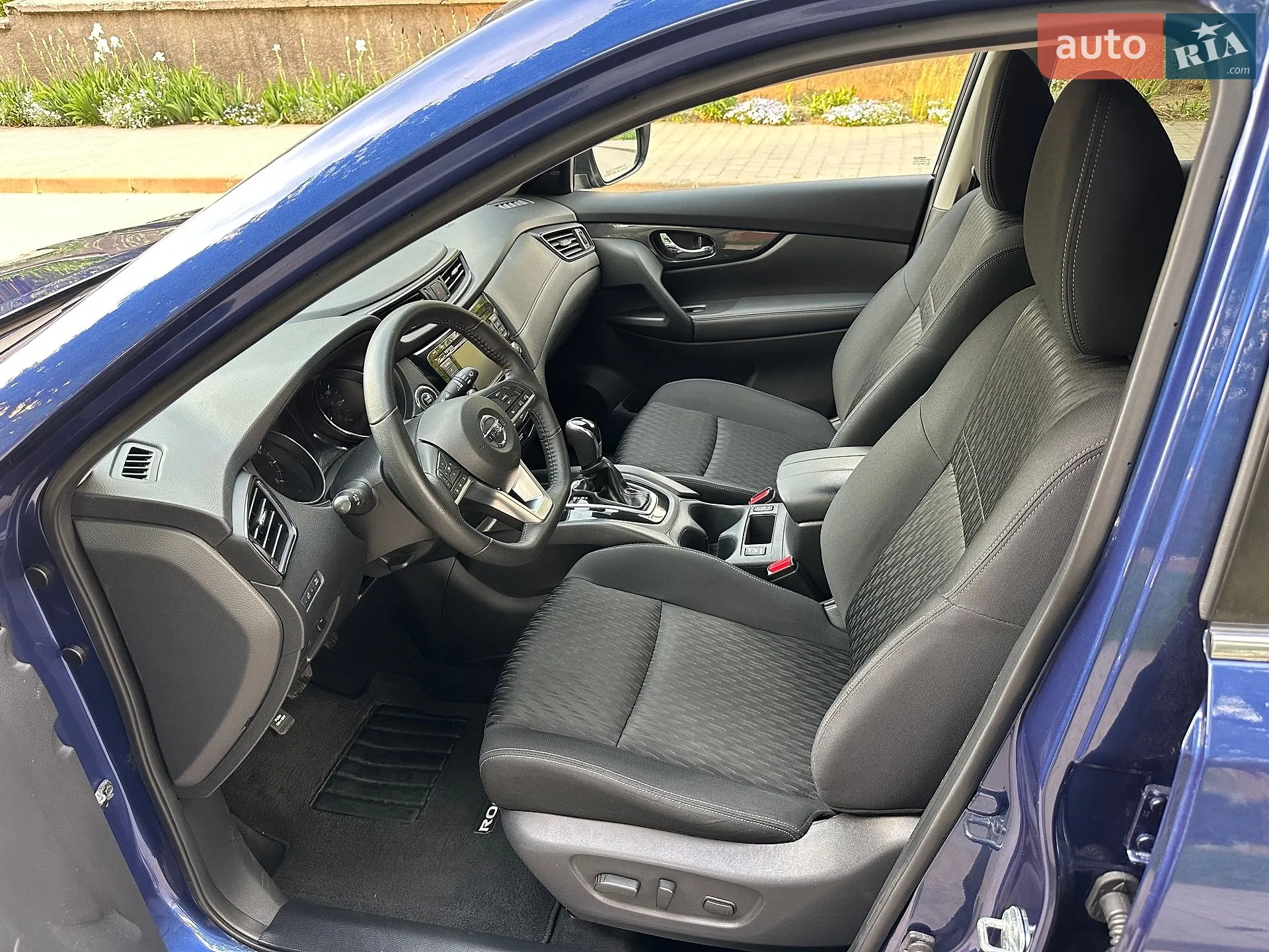 2020 Nissan Rogue - мініатюра 11