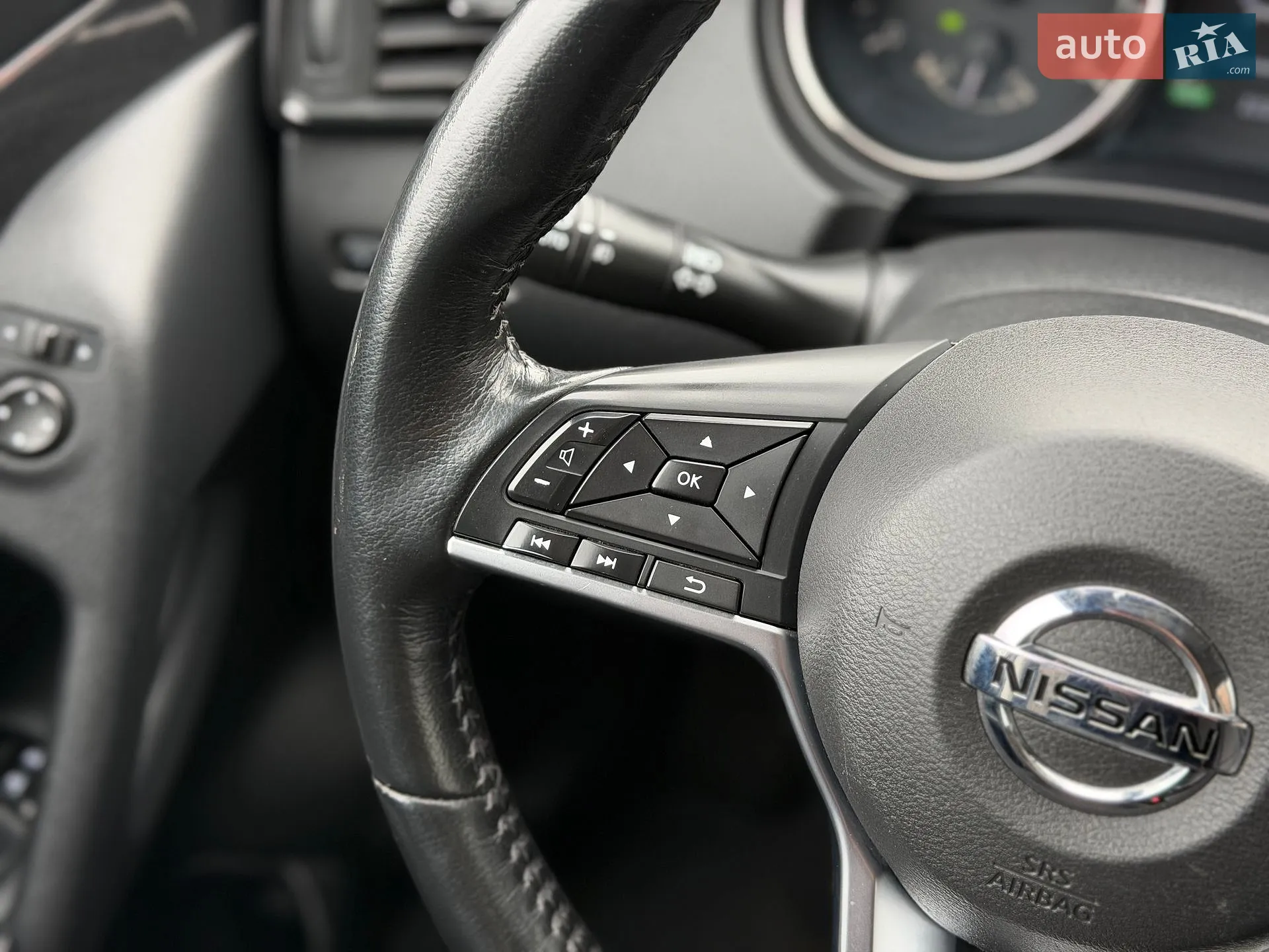2017 Nissan Rogue - мініатюра 38