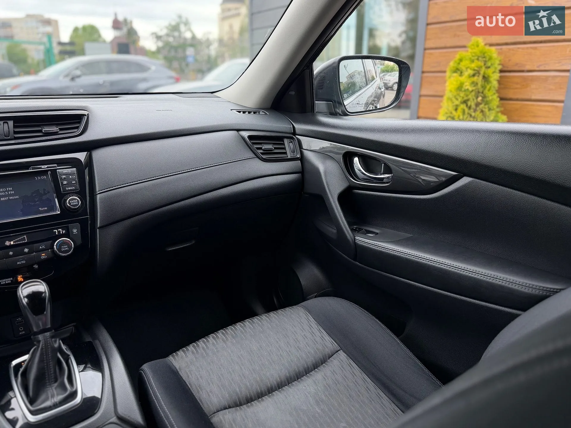 2017 Nissan Rogue - мініатюра 48