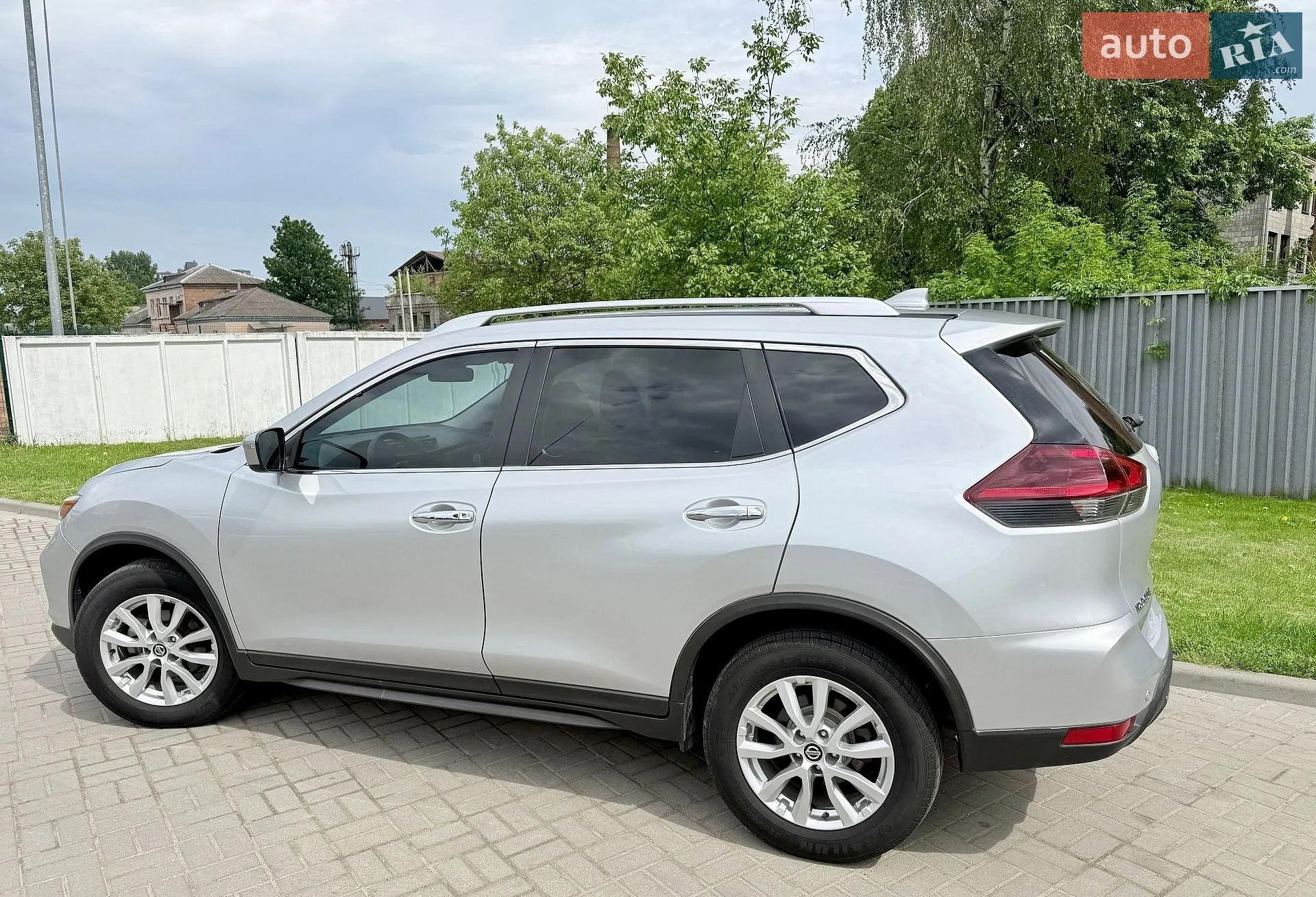 2018 Nissan Rogue - мініатюра 9