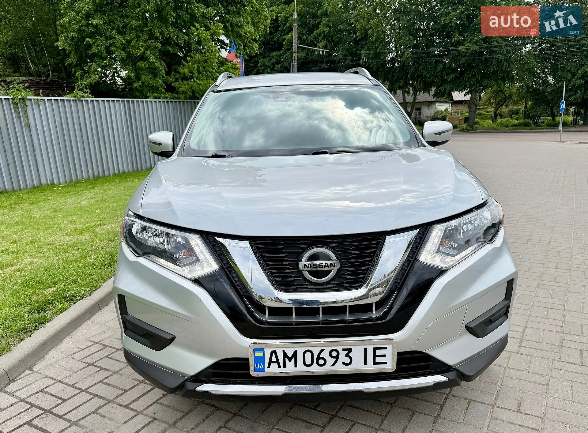 2018 Nissan Rogue - мініатюра 3