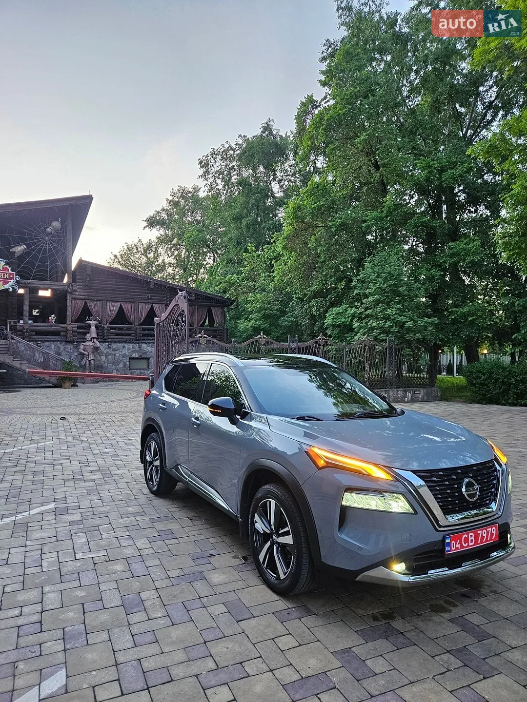 2021 Nissan Rogue - фото 1