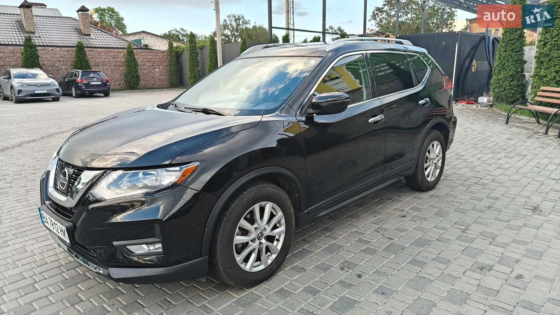 2018 Nissan Rogue - мініатюра 8