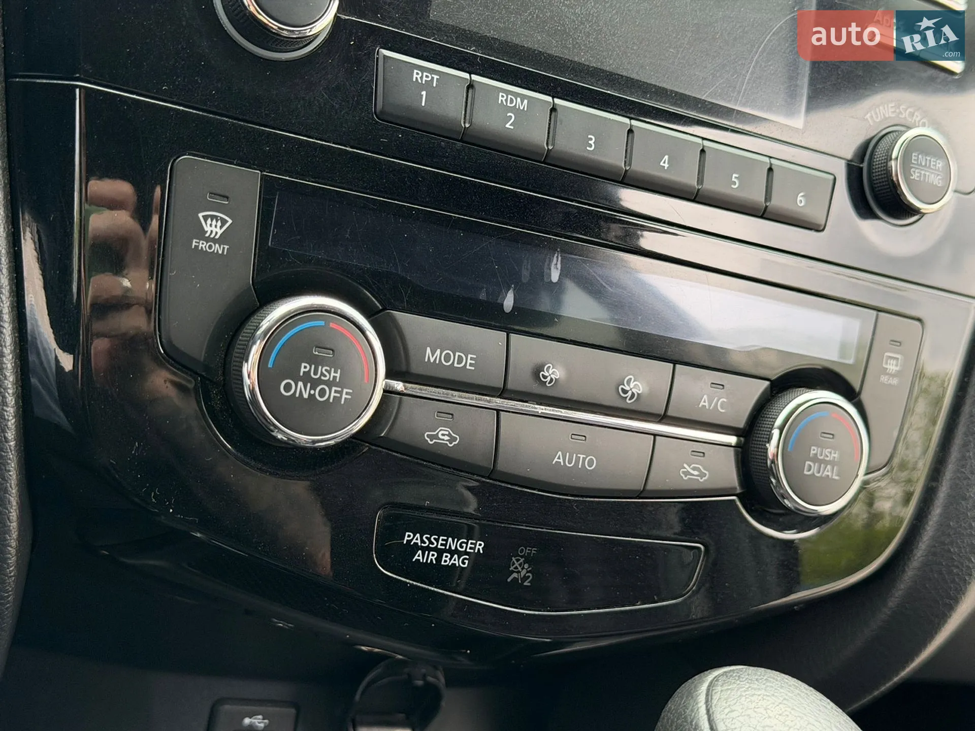 2016 Nissan Rogue - мініатюра 47