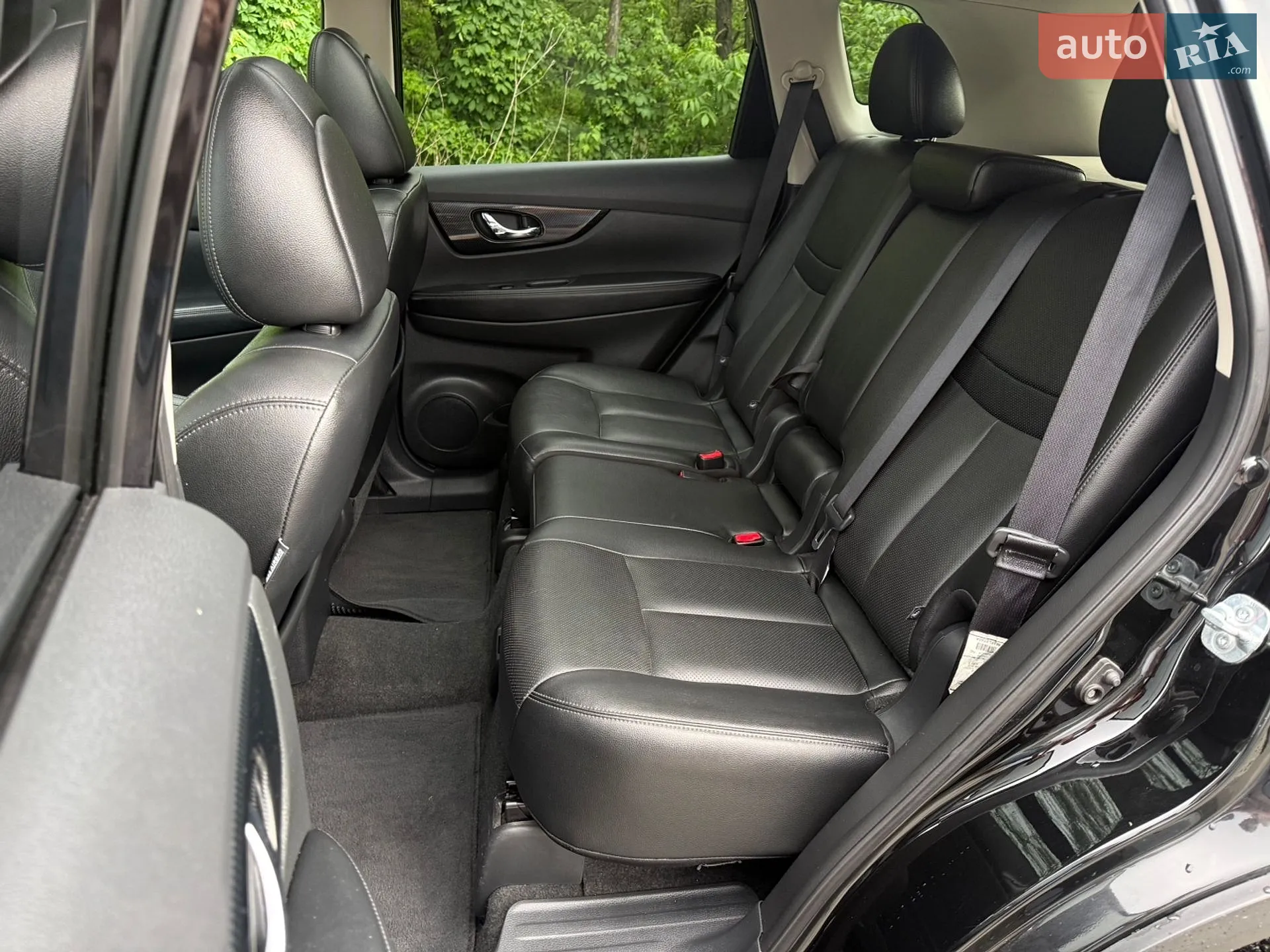 2016 Nissan Rogue - мініатюра 37