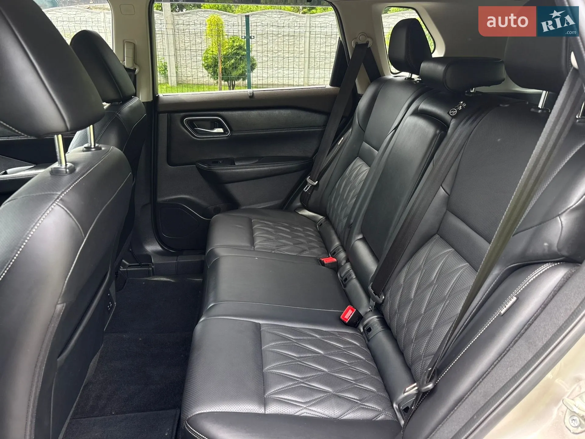 2021 Nissan Rogue - мініатюра 23