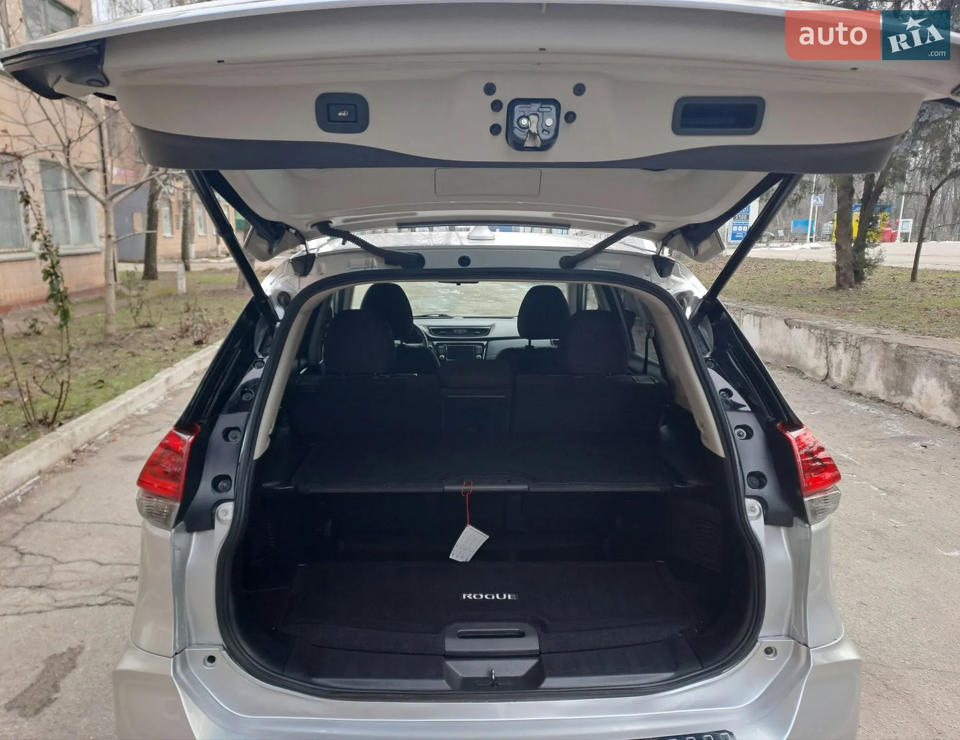 2018 Nissan Rogue - мініатюра 4