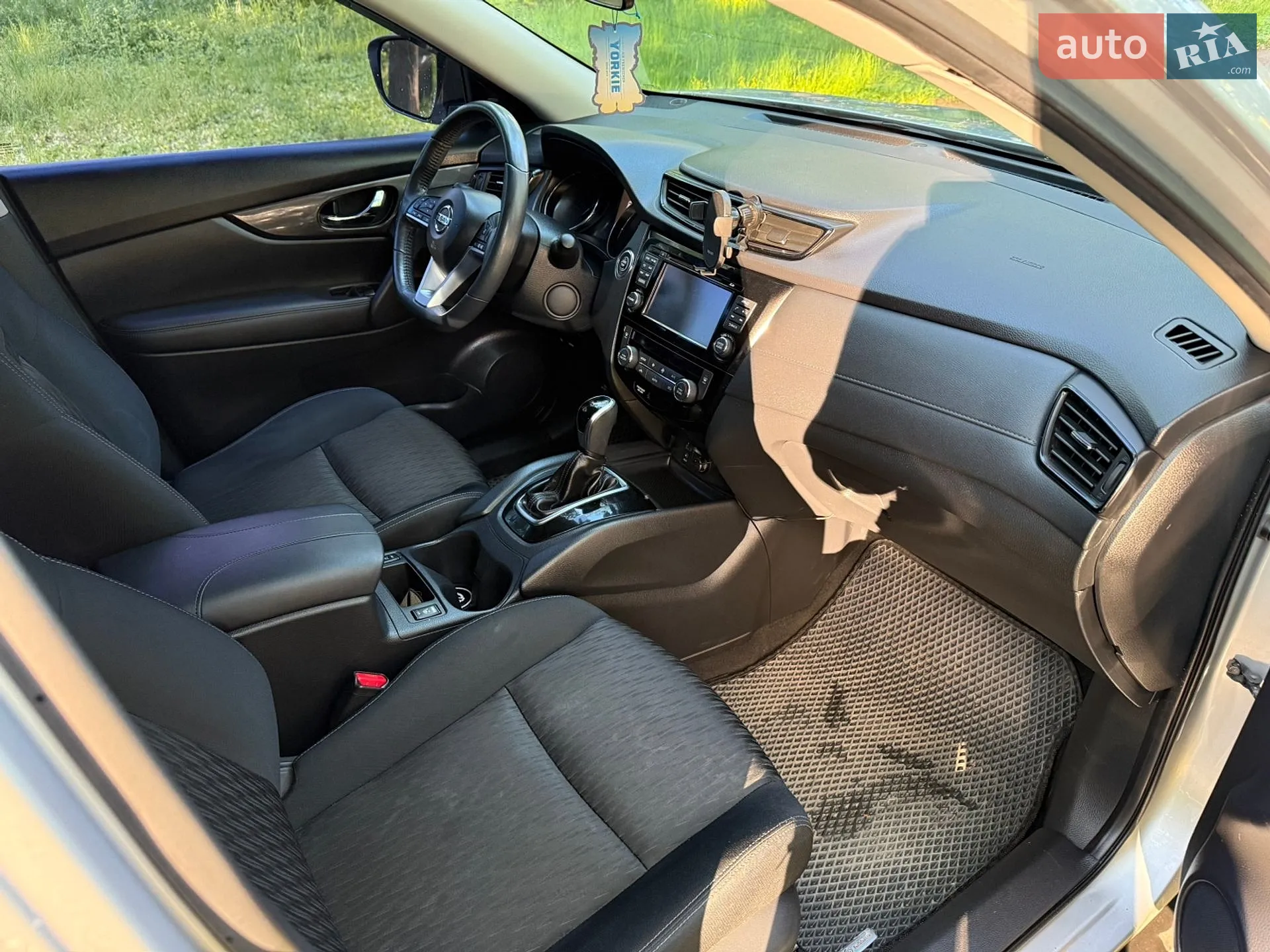 2017 Nissan Rogue - мініатюра 8