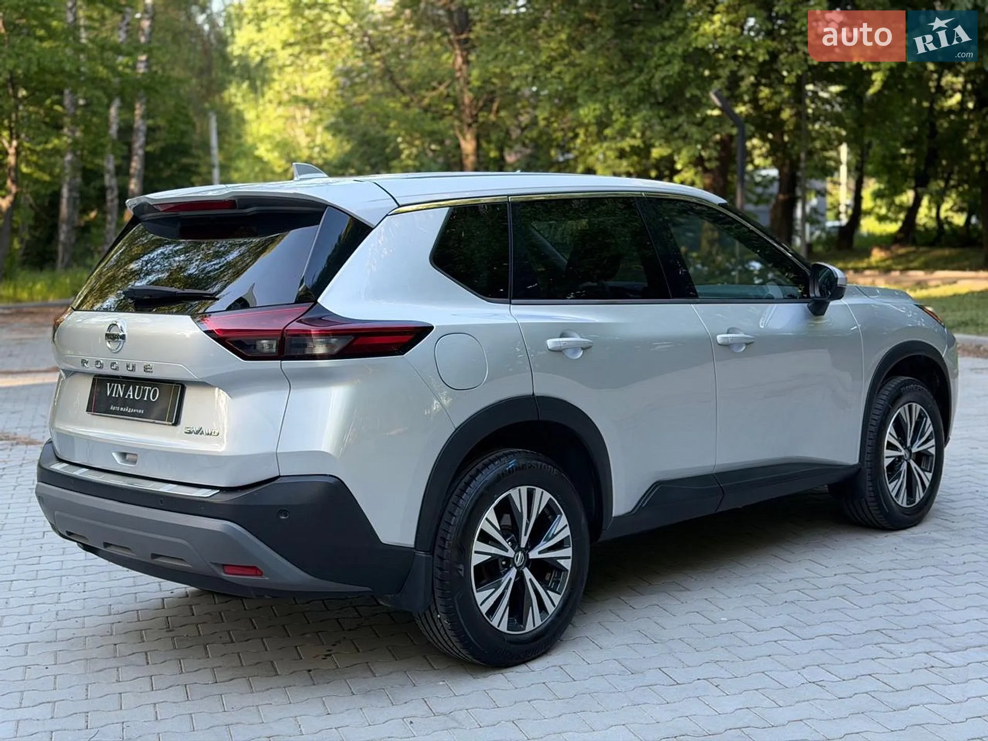 2020 Nissan Rogue - мініатюра 11
