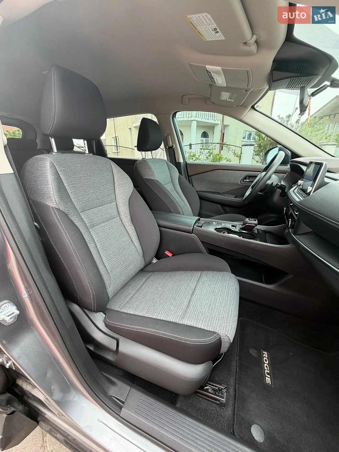 2021 Nissan Rogue - мініатюра 9