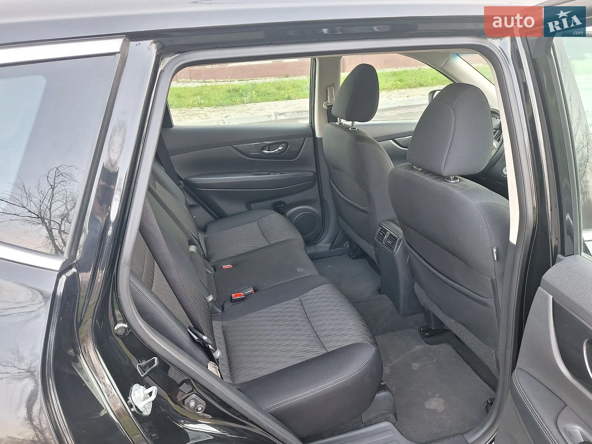 2017 Nissan Rogue - мініатюра 10