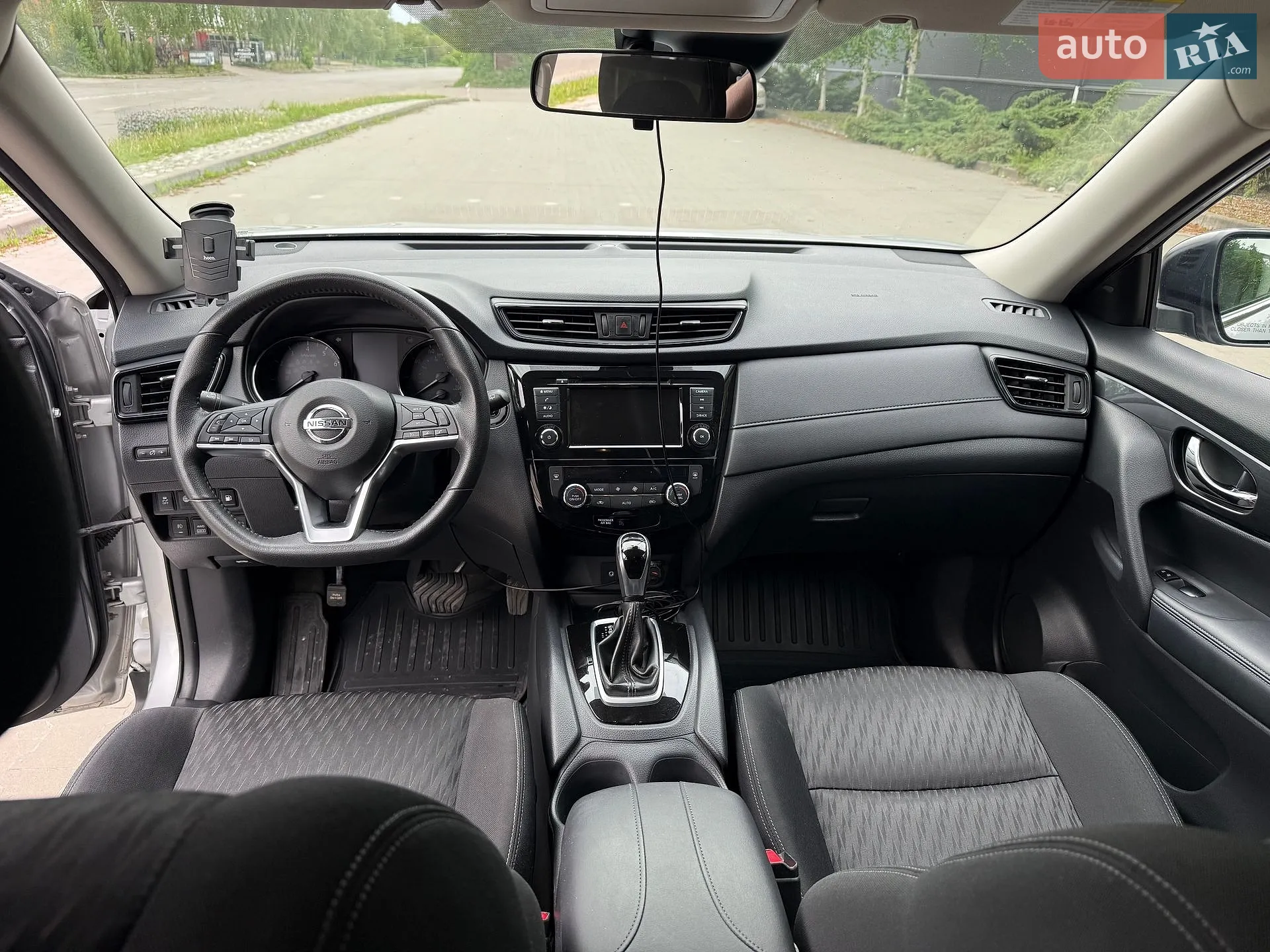 2019 Nissan Rogue - мініатюра 20