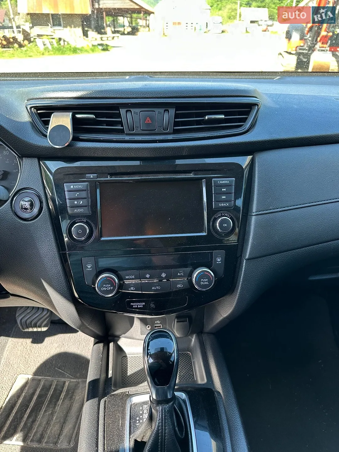 2017 Nissan Rogue - мініатюра 12