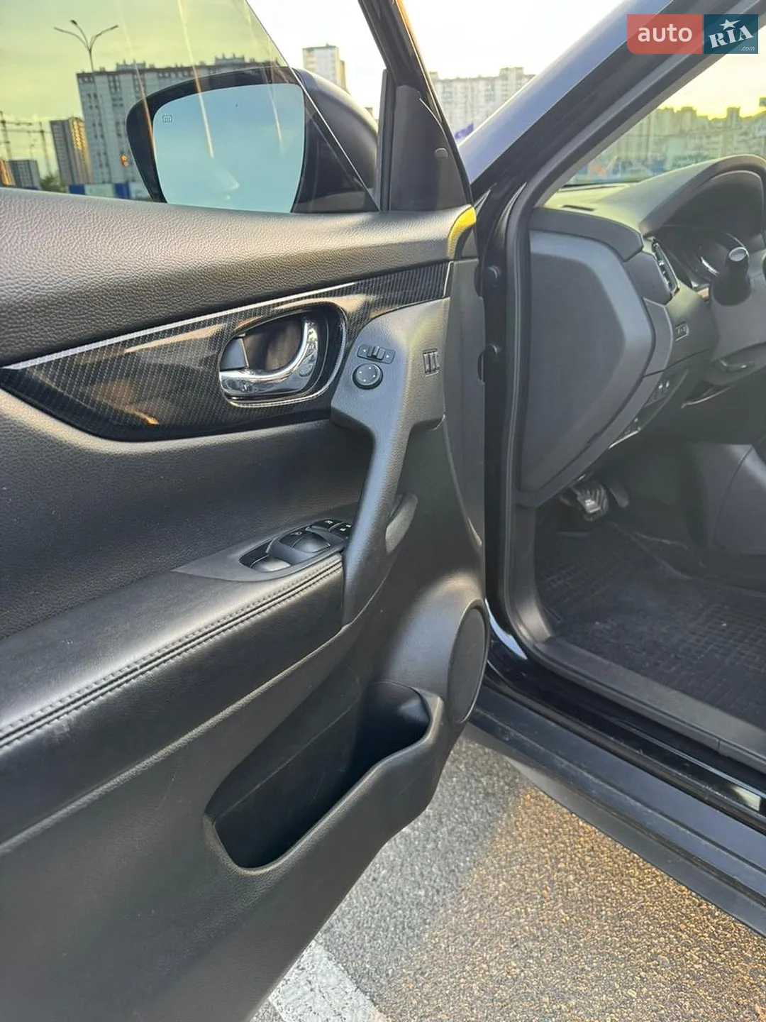 2018 Nissan Rogue - мініатюра 14