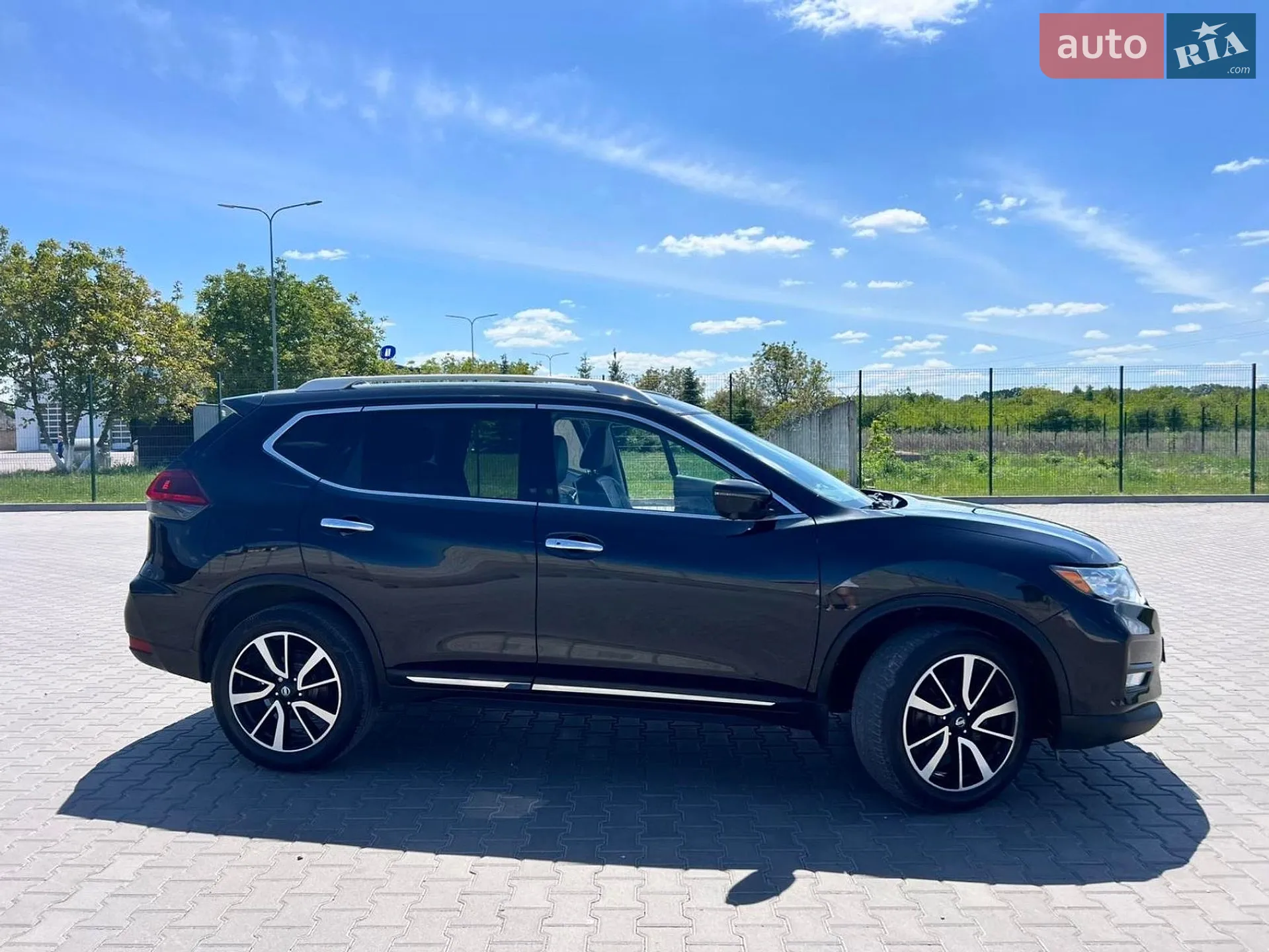 2019 Nissan Rogue - мініатюра 10