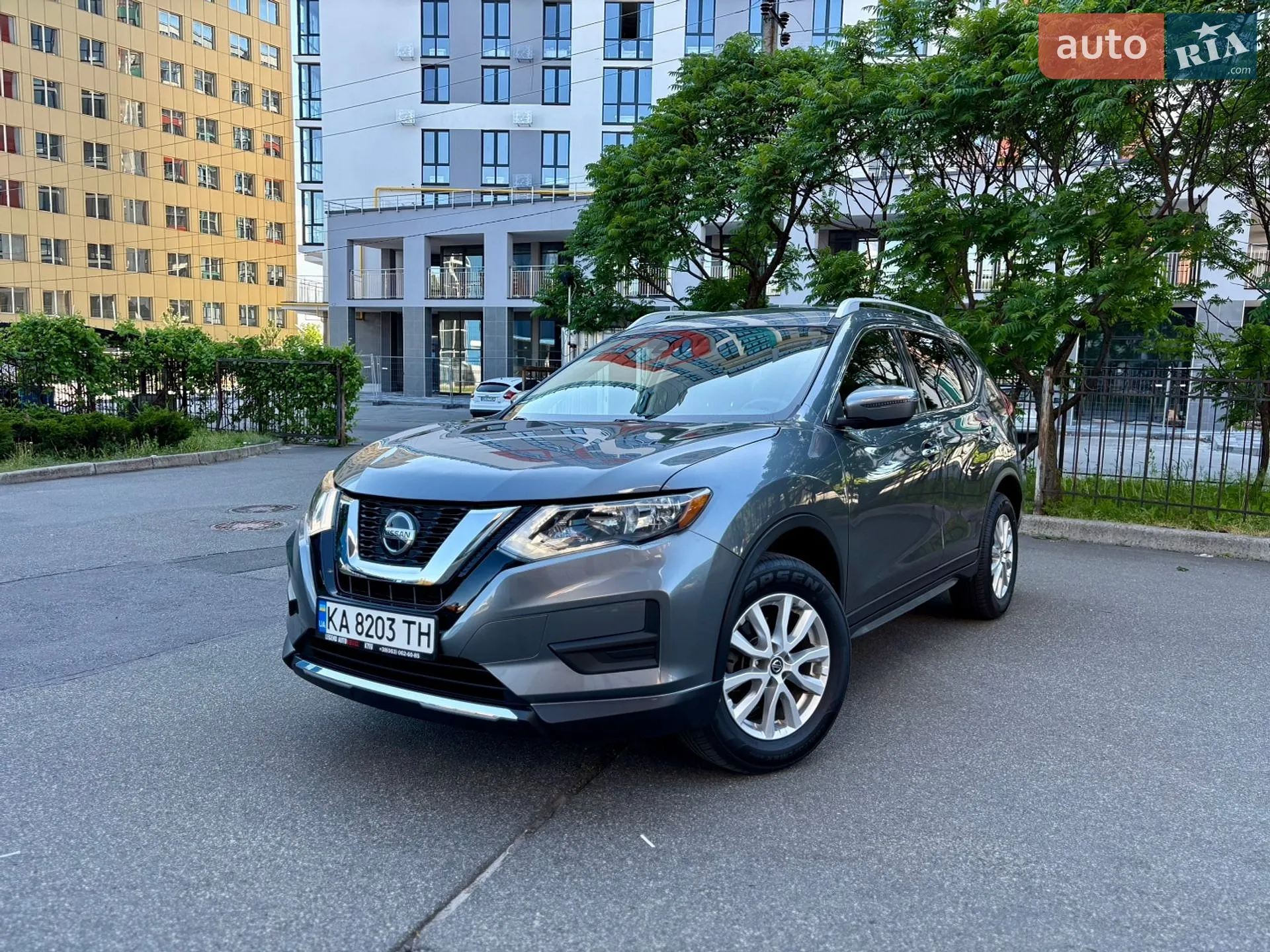 2018 Nissan Rogue - мініатюра 2
