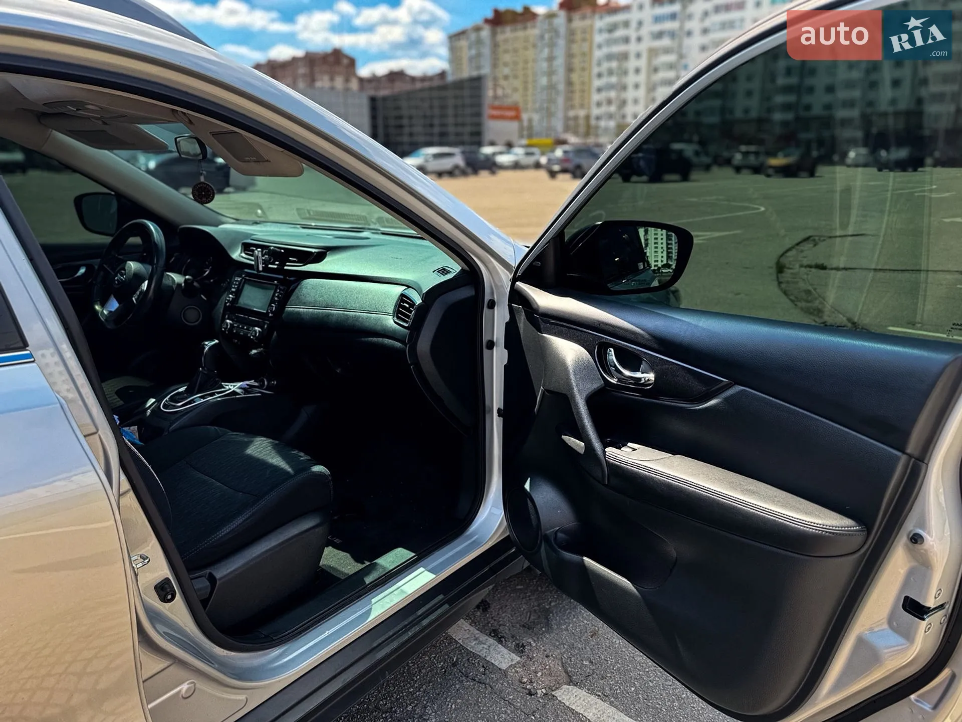 2017 Nissan Rogue - мініатюра 13
