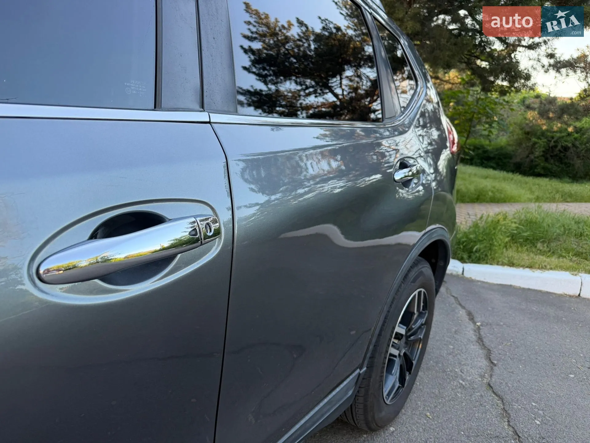 2017 Nissan Rogue - мініатюра 7