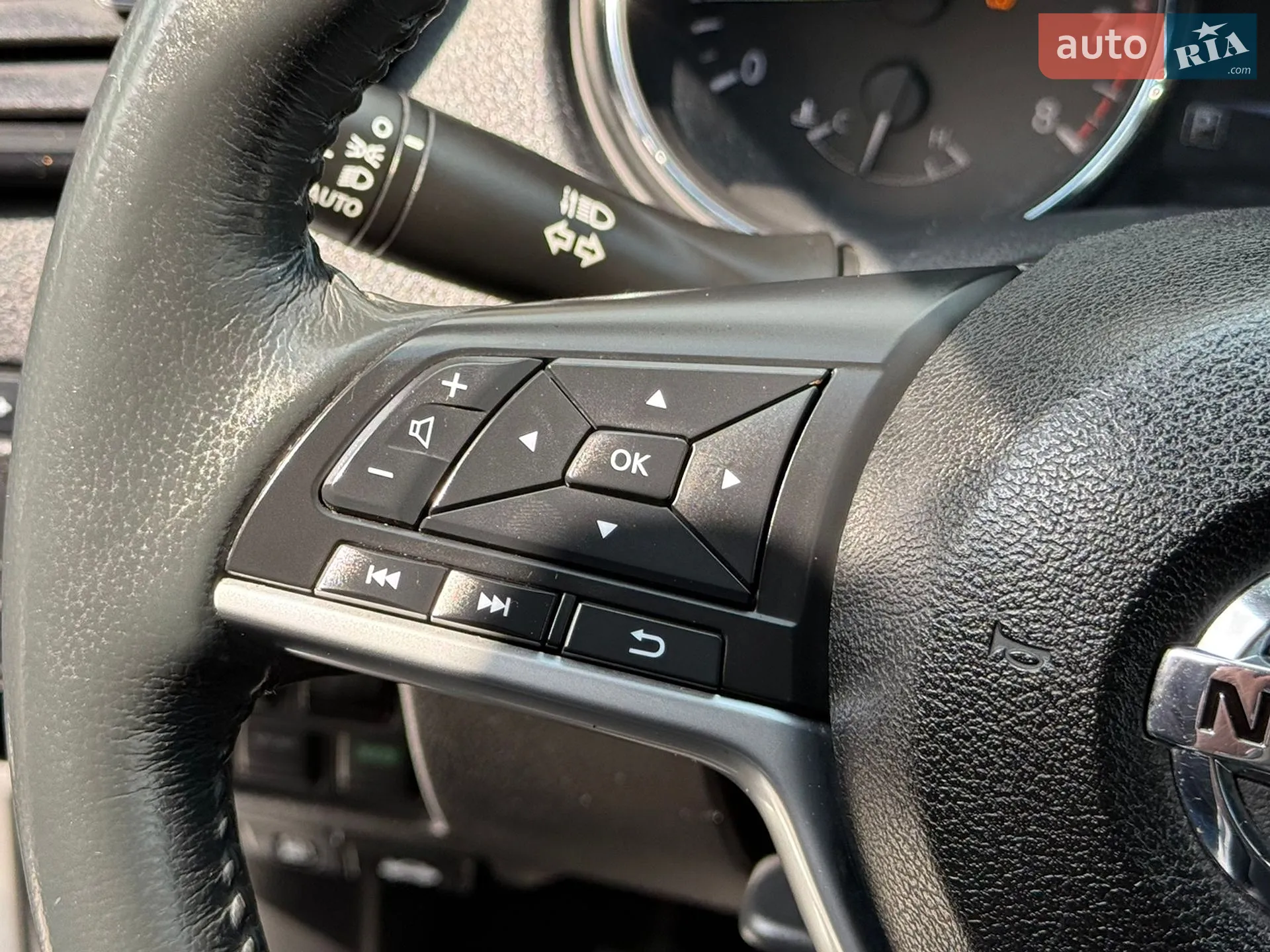 2017 Nissan Rogue - мініатюра 37