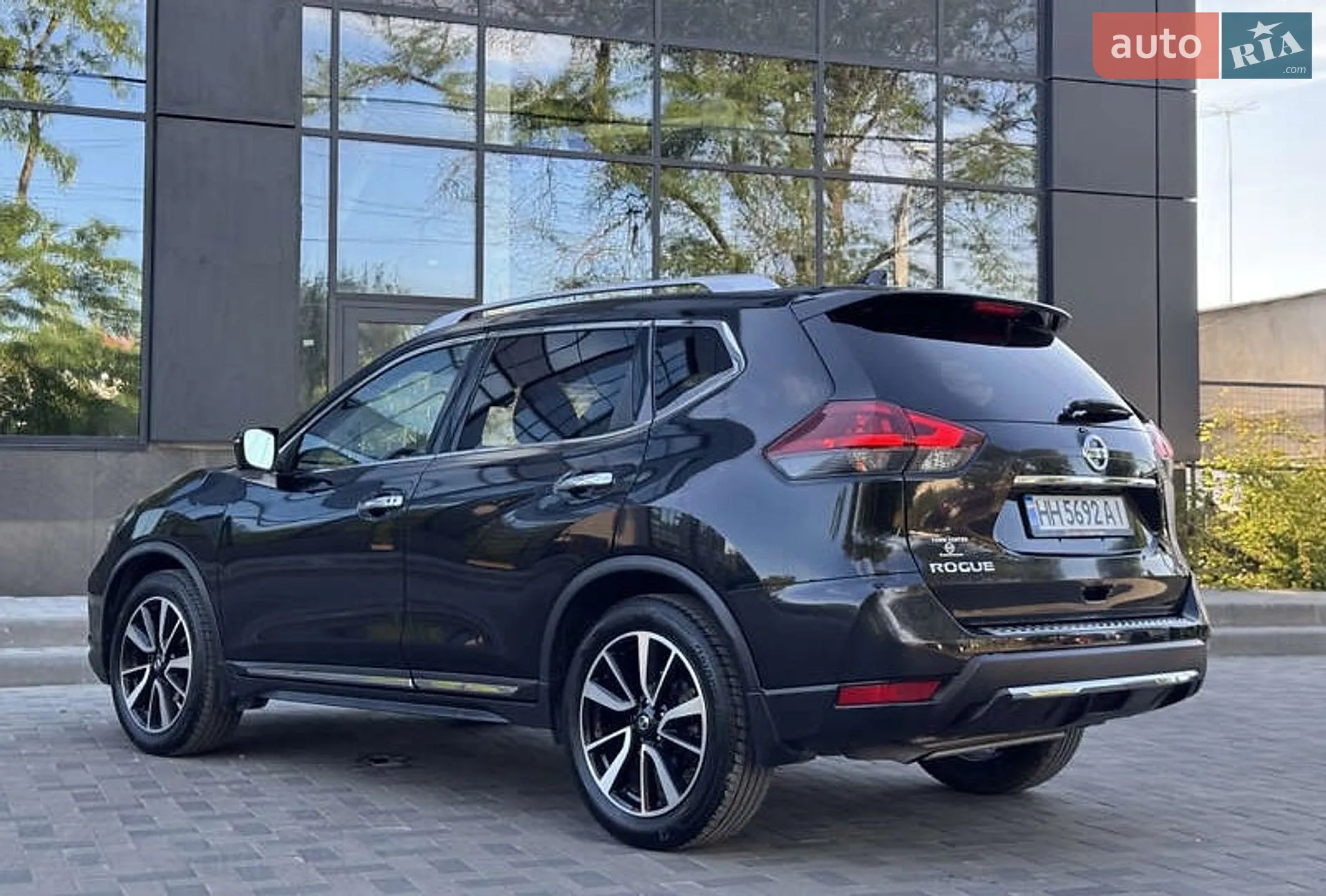 2018 Nissan Rogue - мініатюра 11