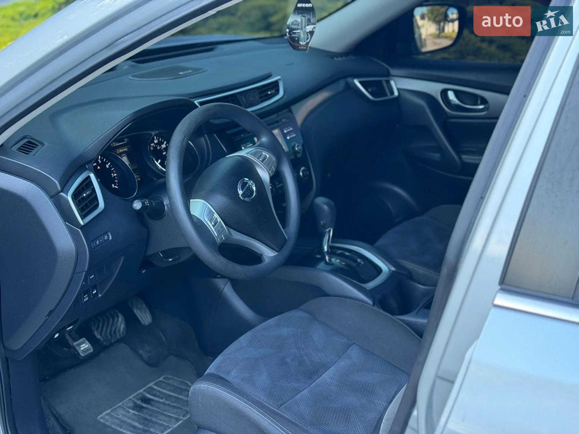 2016 Nissan Rogue - мініатюра 17
