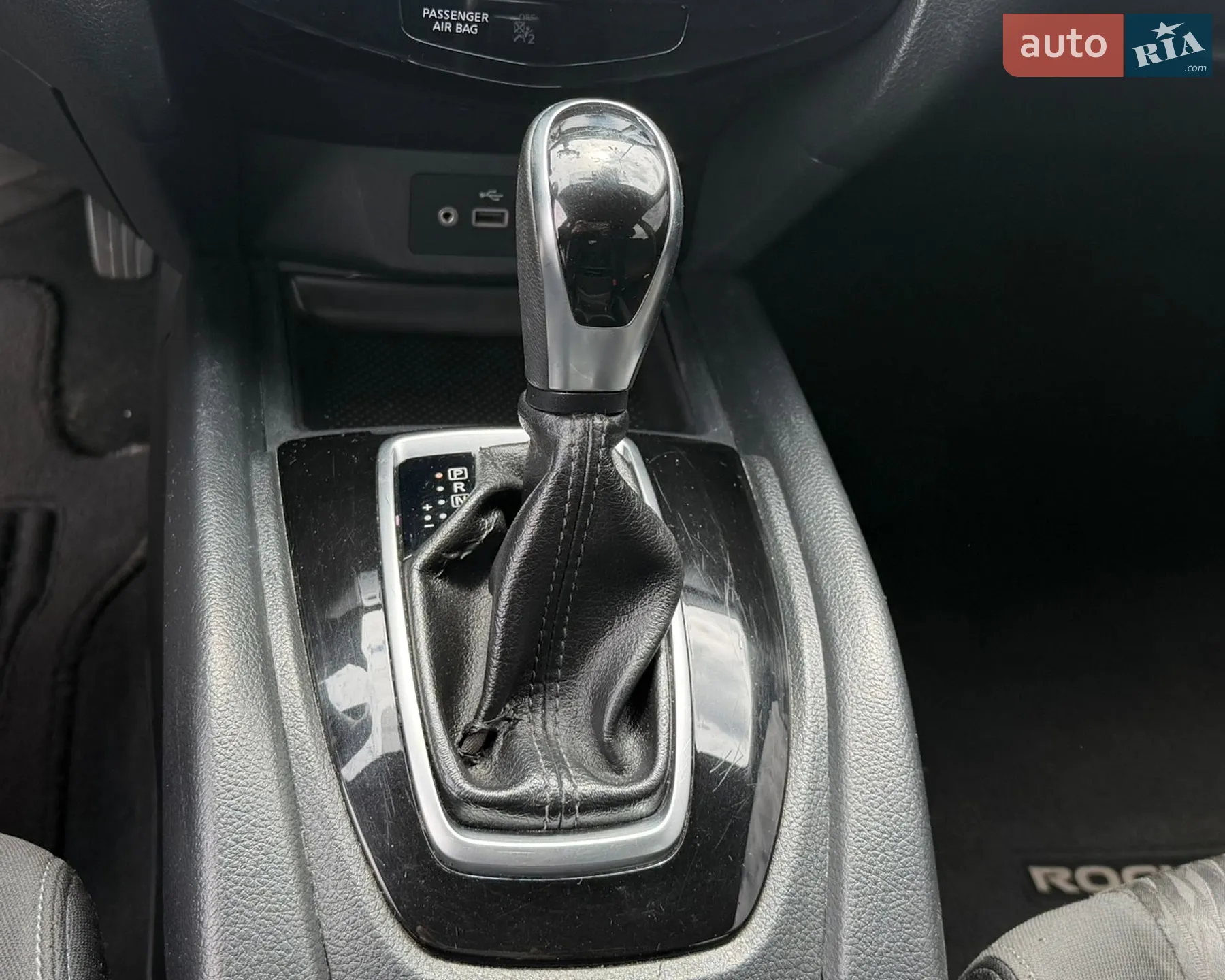 2019 Nissan Rogue - мініатюра 15