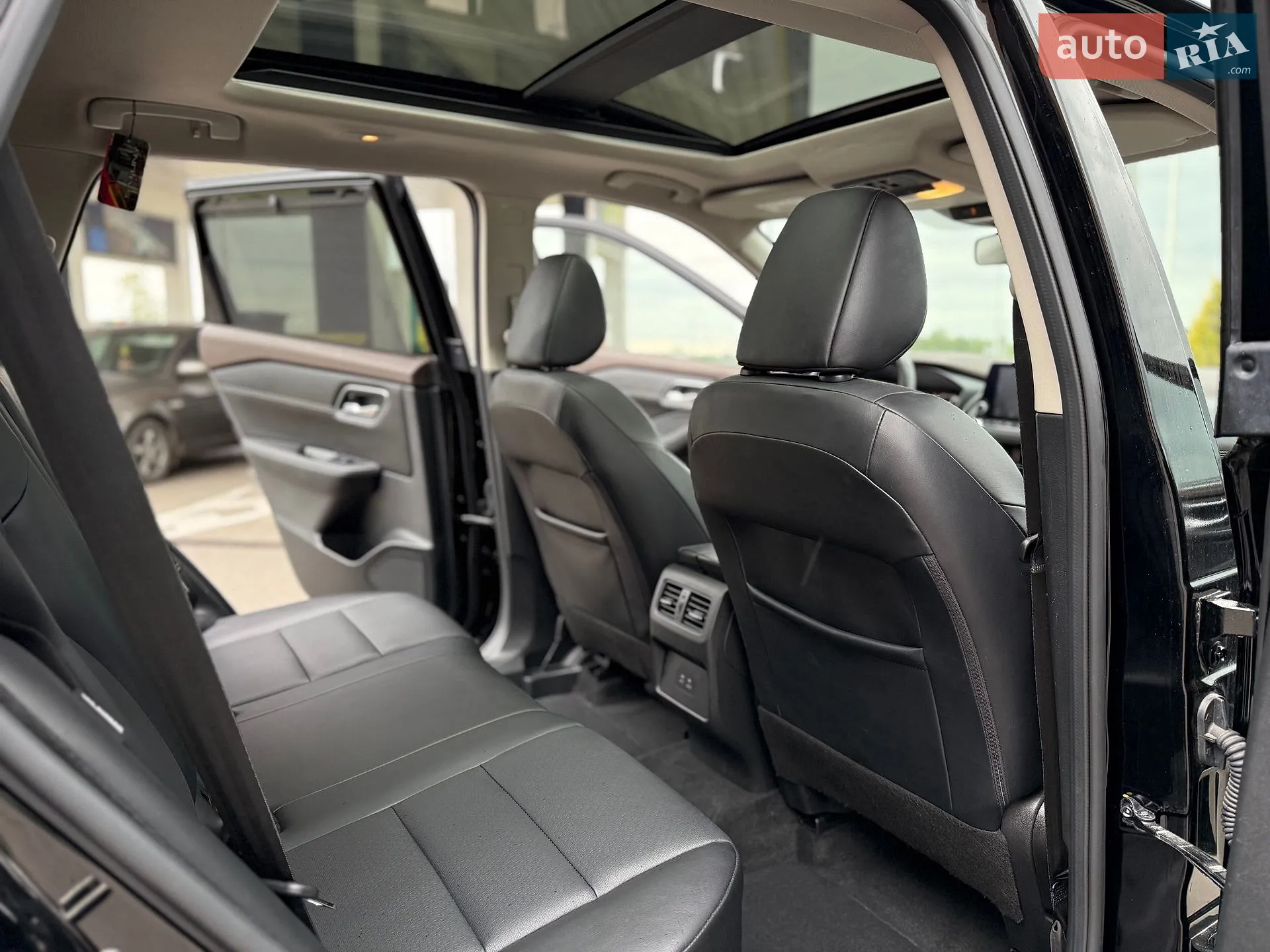 2021 Nissan Rogue - мініатюра 31