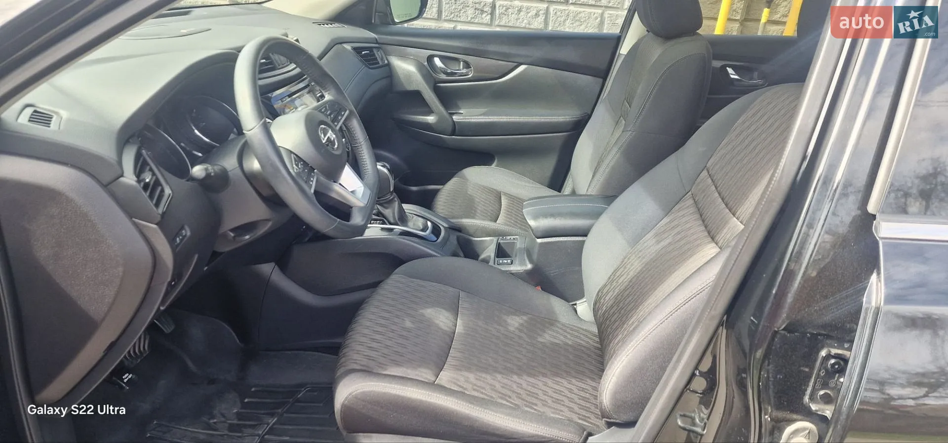 2017 Nissan Rogue - мініатюра 14