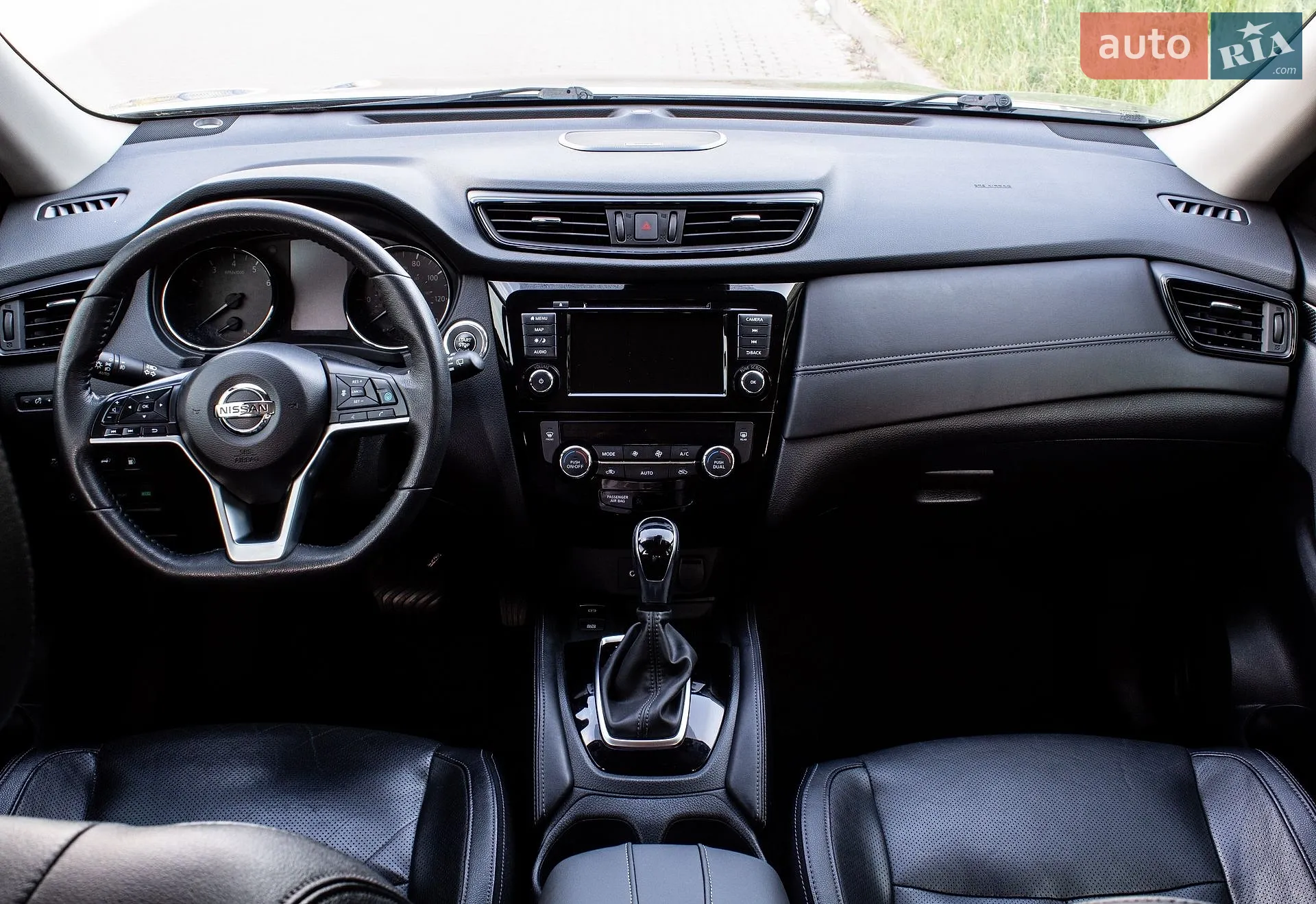 2019 Nissan Rogue - мініатюра 14