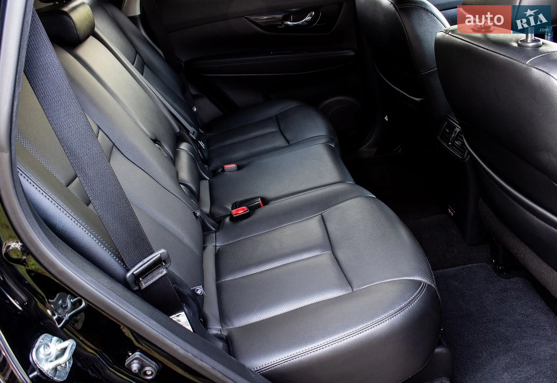 2019 Nissan Rogue - мініатюра 21