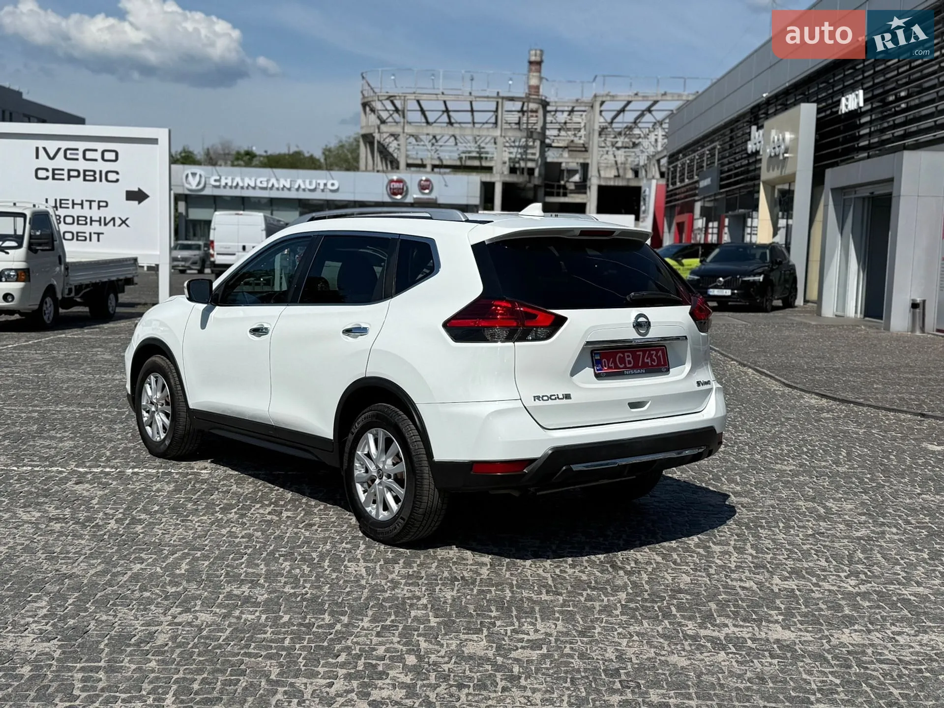 2017 Nissan Rogue - мініатюра 8