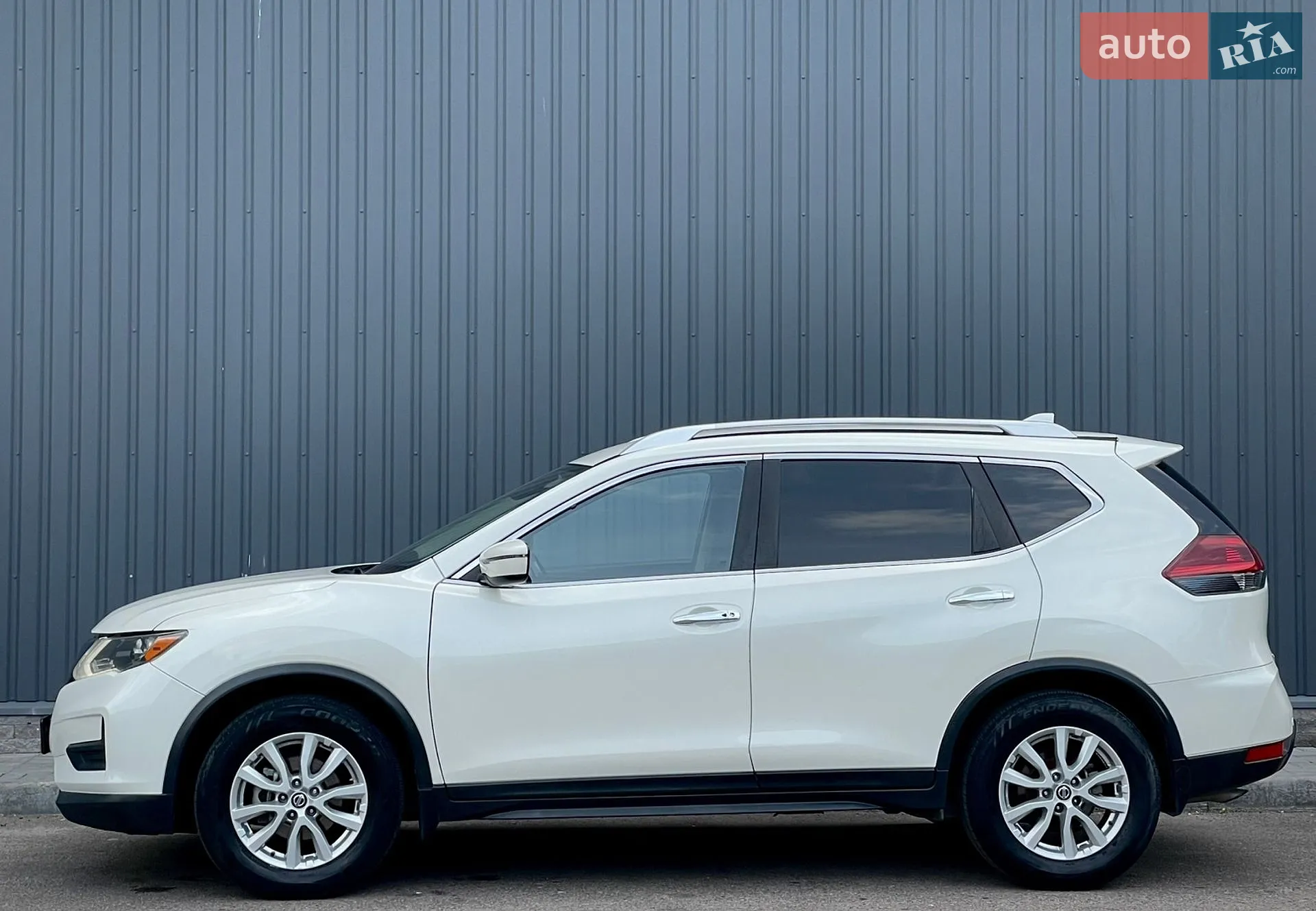2018 Nissan Rogue - мініатюра 8