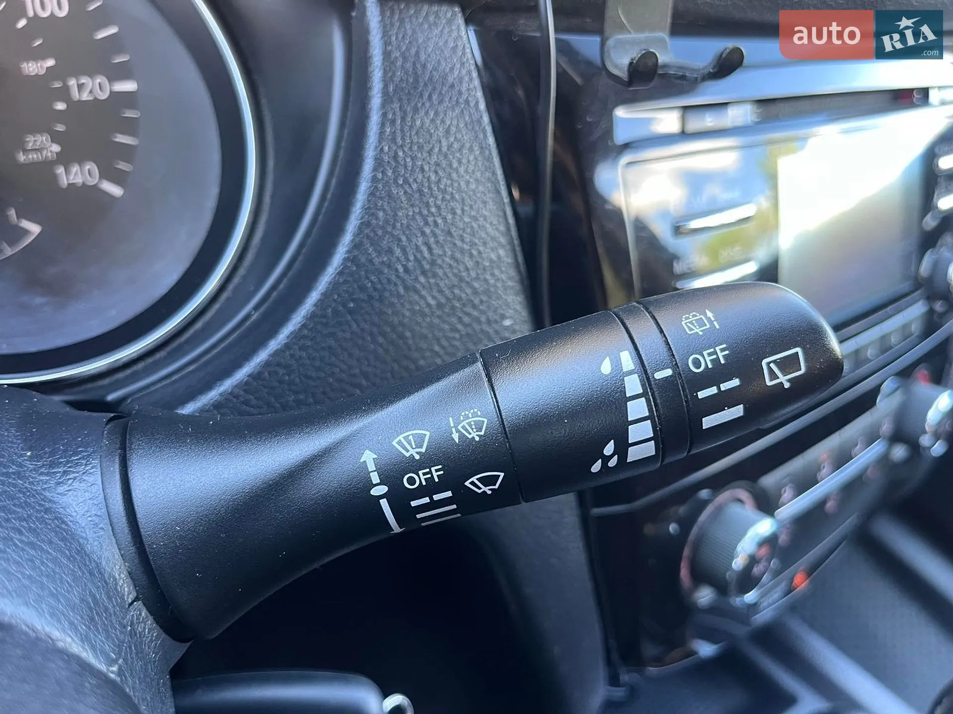 2016 Nissan Rogue - мініатюра 29