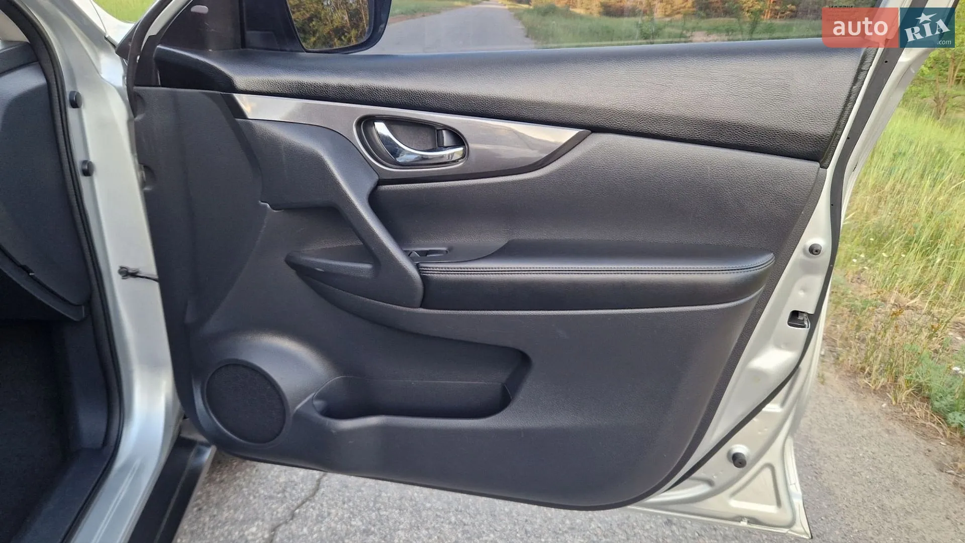 2016 Nissan Rogue - мініатюра 11