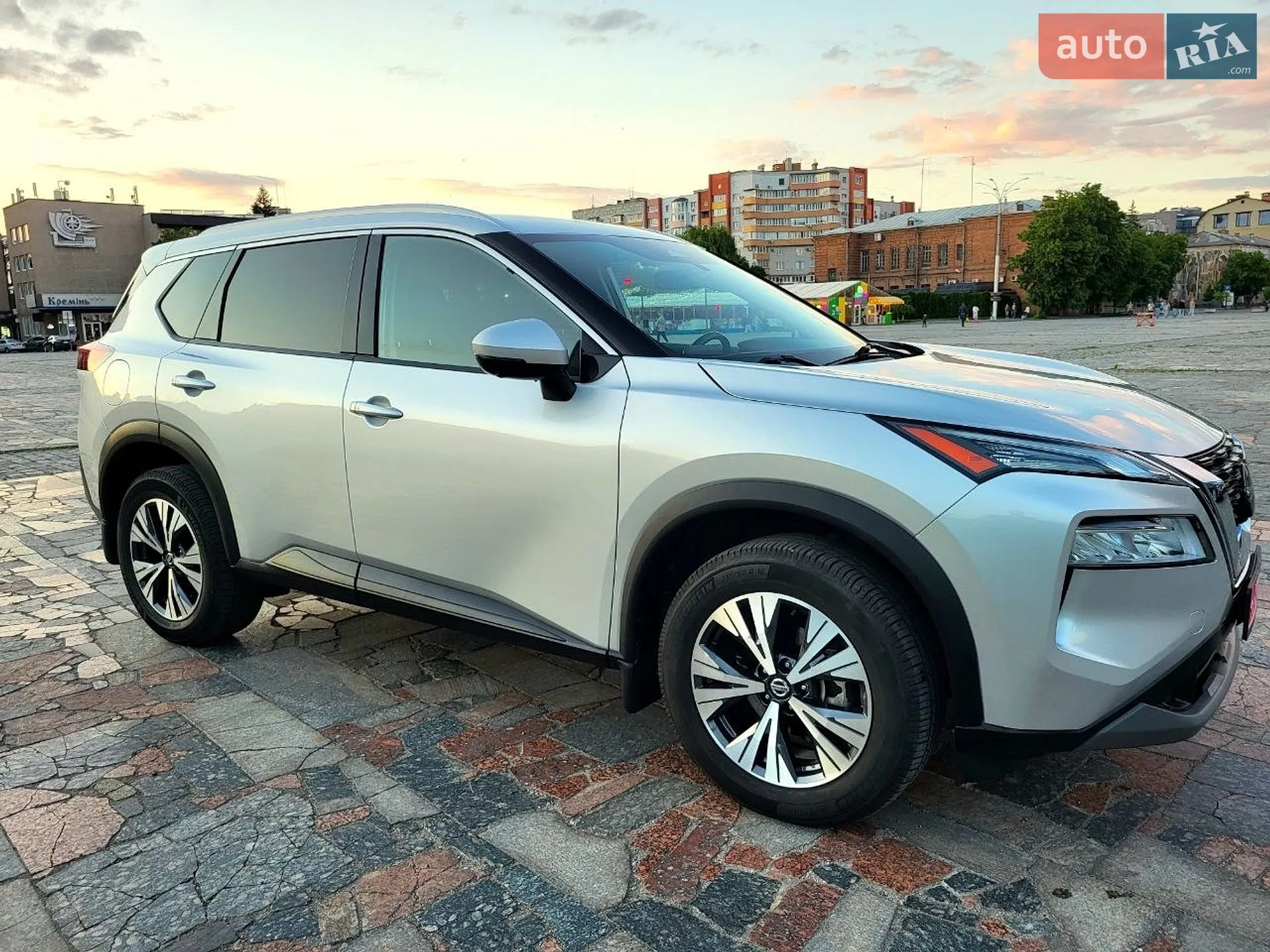 2021 Nissan Rogue - мініатюра 21