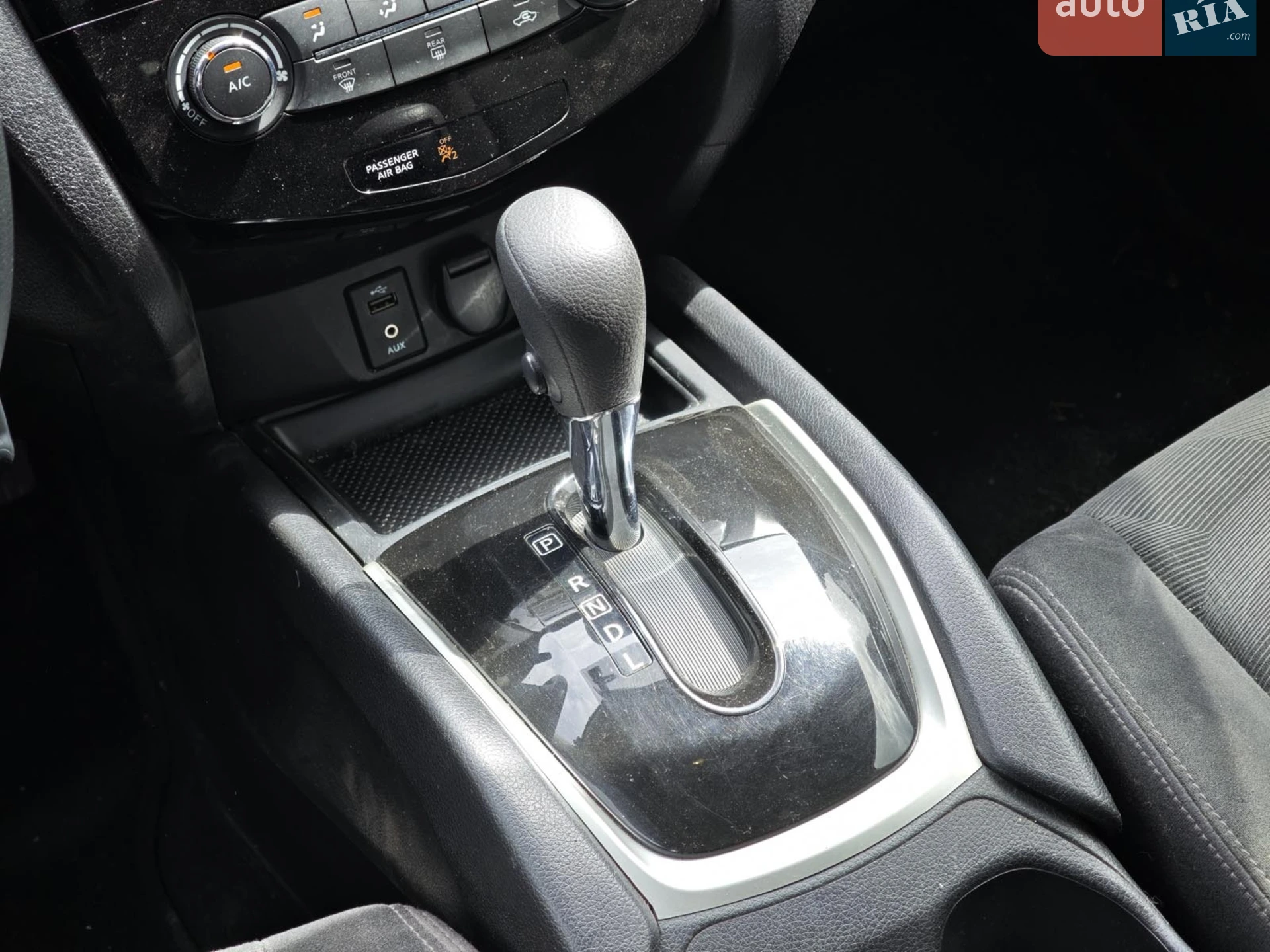 2015 Nissan Rogue - мініатюра 17